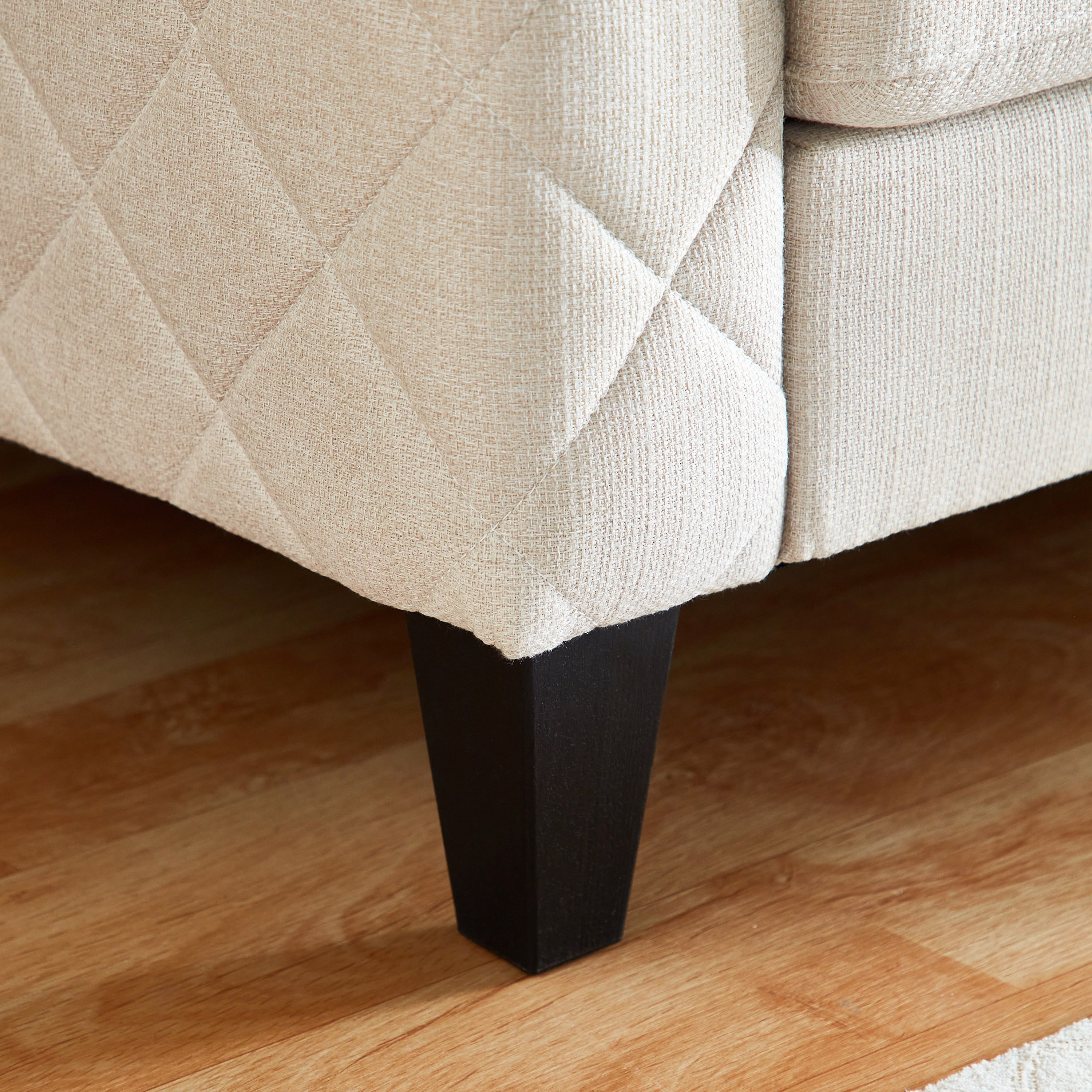 كنبة 3 مقاعد ووسادتين من سكاي-hbxlivingroom-sofasandarmchairs-sofas-image-11