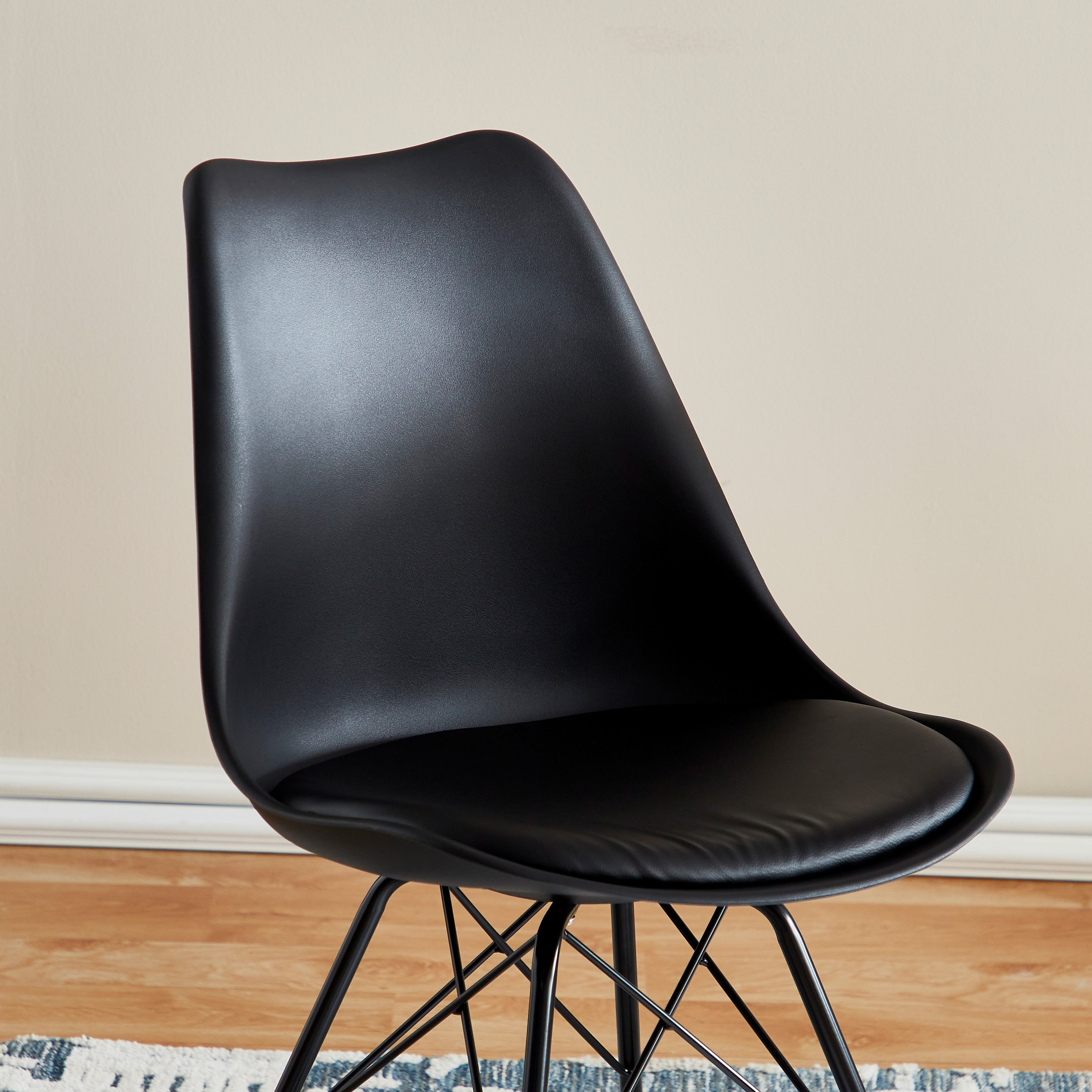 كرسي سُفرة إلفيس من فينلاند-hbxdiningroom-diningchairs-image-6