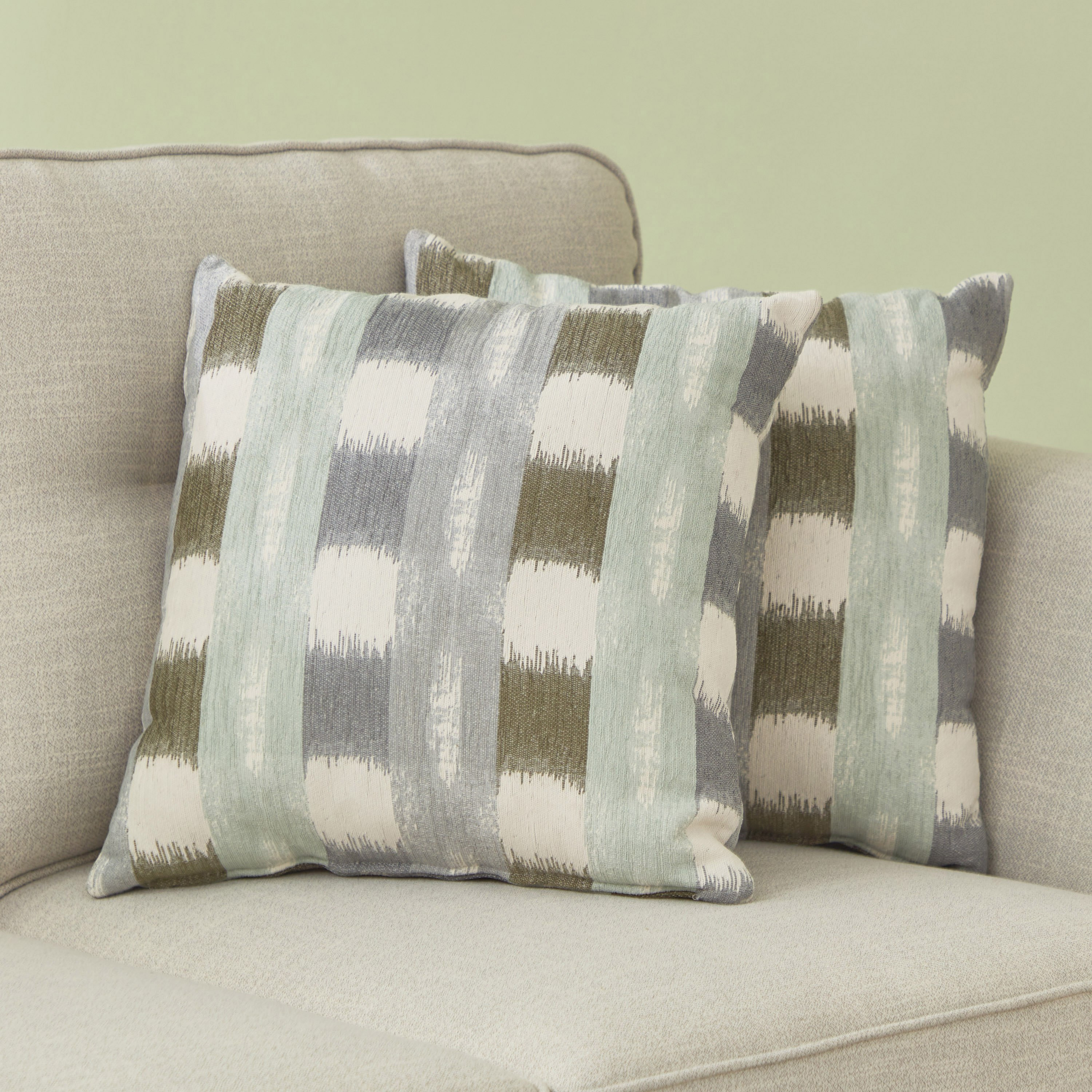 كنبة قماش 2 مقاعد مع 2 وسادة من نيوارك-hbxlivingroom-sofasandarmchairs-sofas-image-7