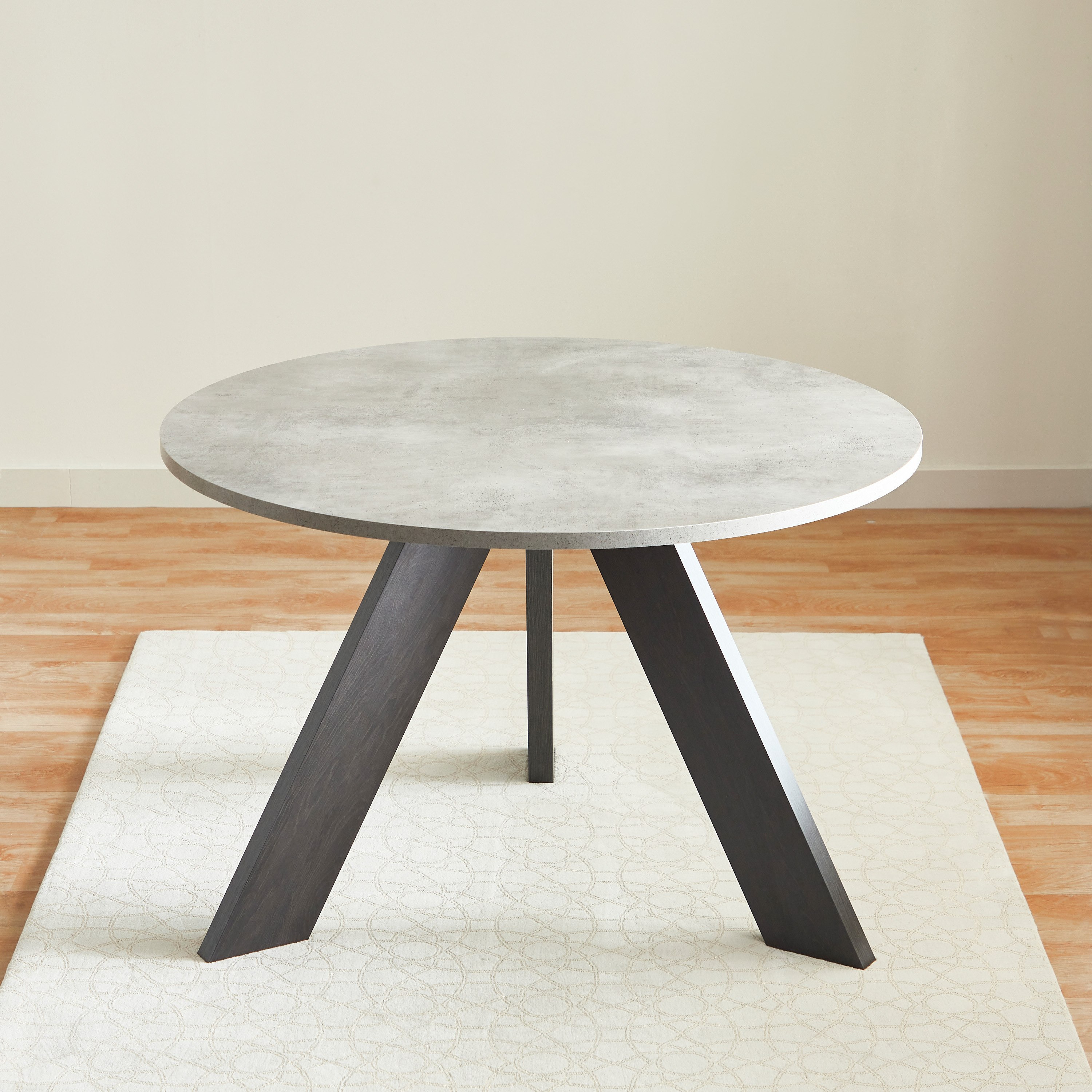 طاولة سفرة مستديرة لـ4 مقاعد من كامبريدج-hbxfurniture-diningtablesandsets-diningtables-fourseater-image-2