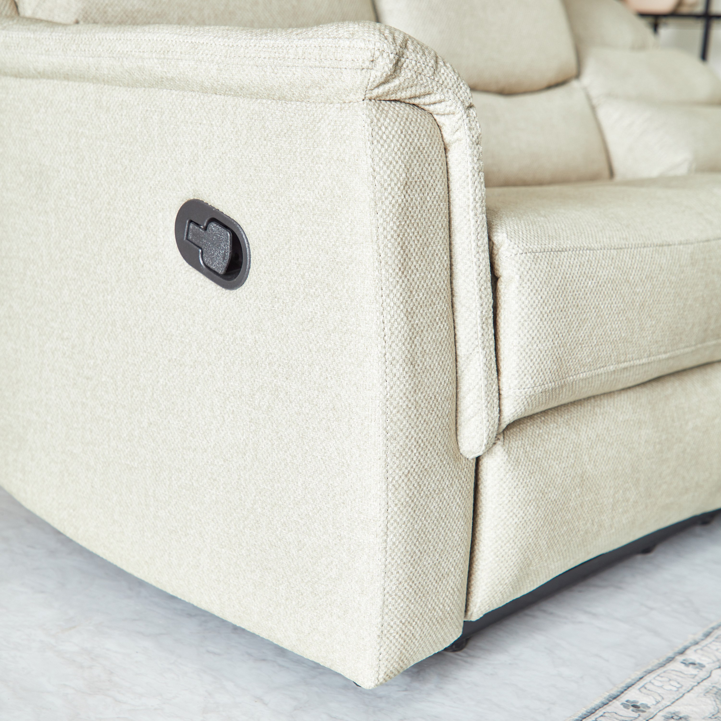 كنبة استرخاء قماش 3 مقاعد وطاولة من فاتيكان-hbxlivingroom-sofasandarmchairs-sofas-image-8