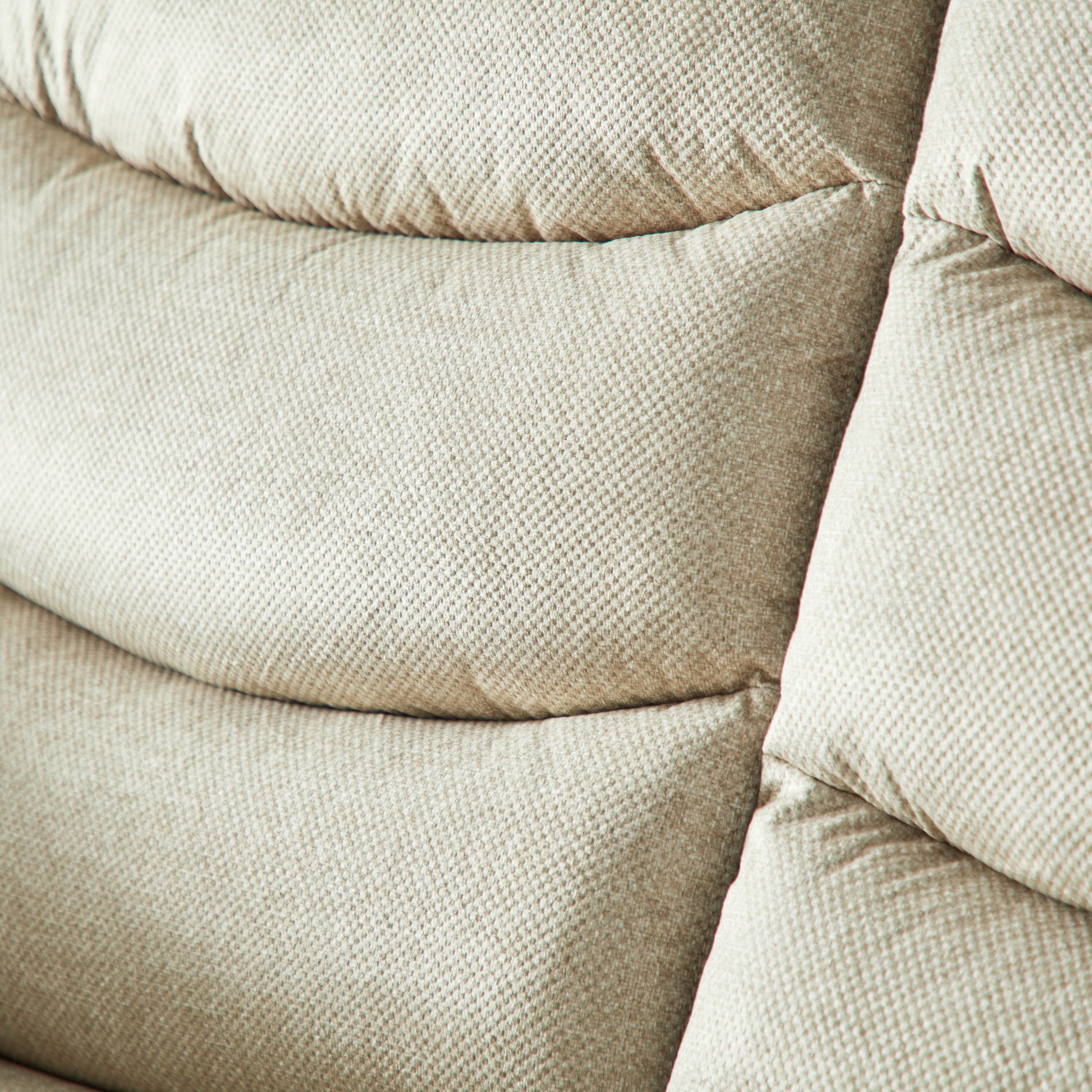 كنبة استرخاء قماش 3 مقاعد وطاولة من فاتيكان-hbxlivingroom-sofasandarmchairs-sofas-image-9