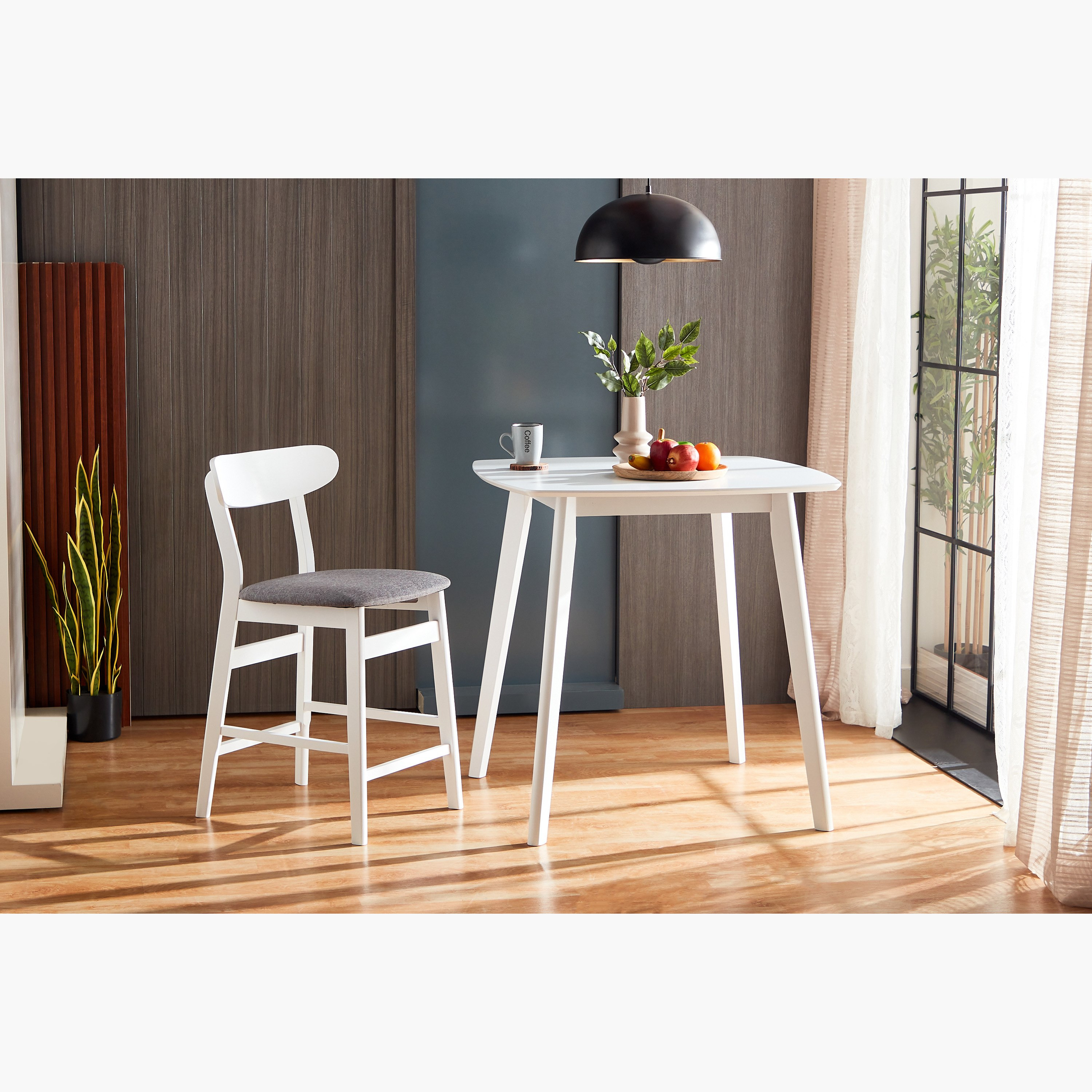 High chair coffee online table