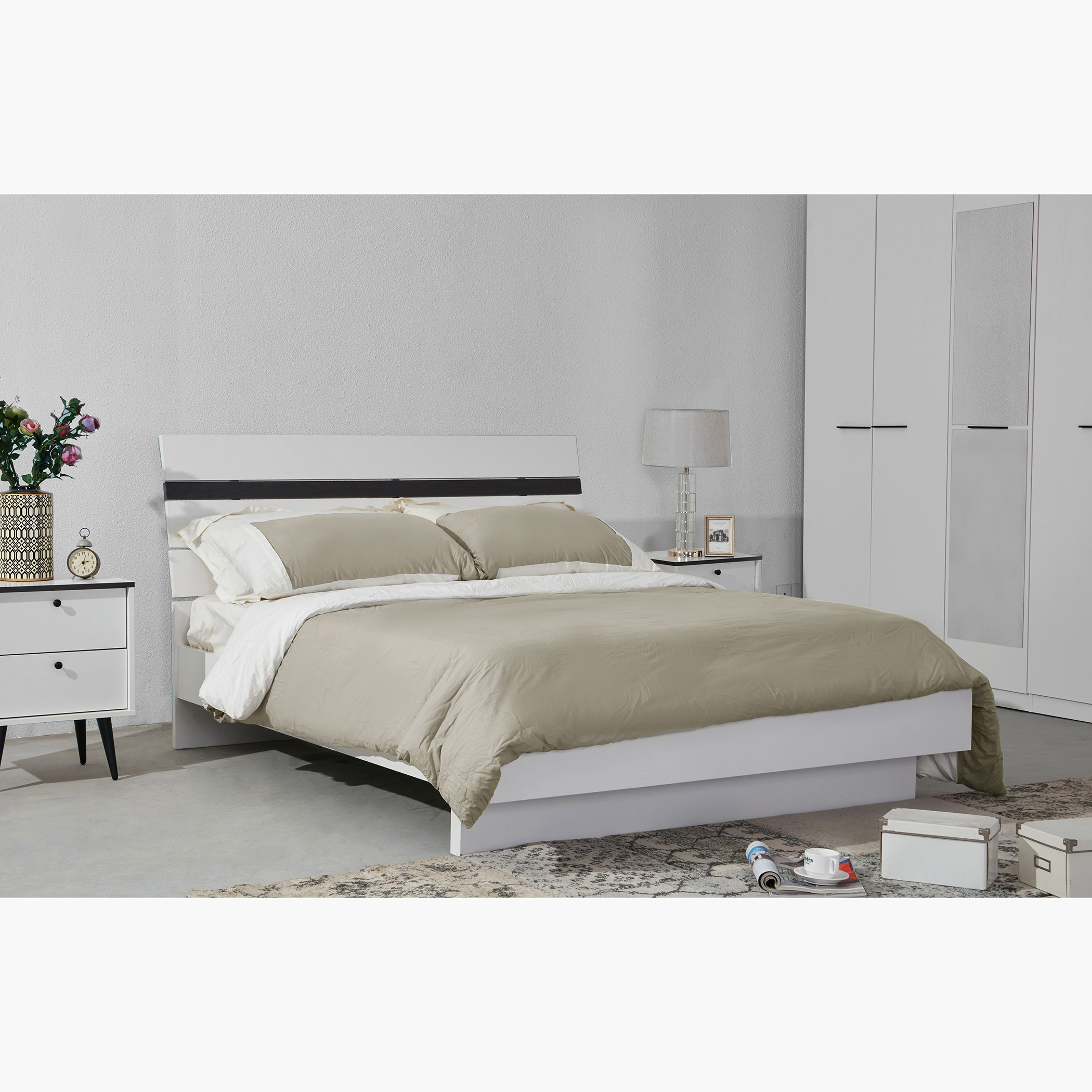 سرير كوين من فنلندا - 150x200 سم-hbxbedroom-bedsandbedsets-beds-queen-image-1