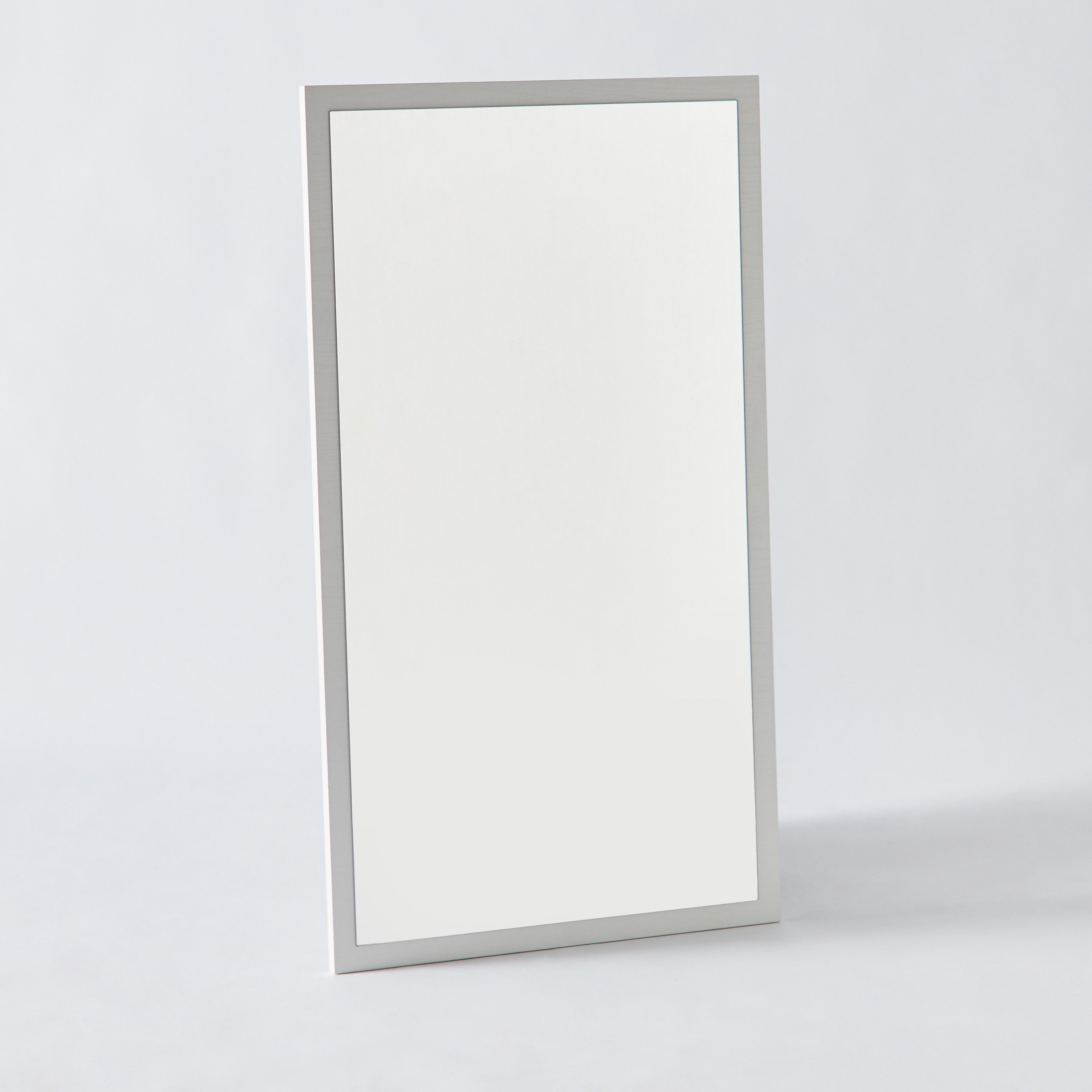 Frankfurt Mirror without Dresser-PROMO_HB_UAE_HBX10_250526-image-9