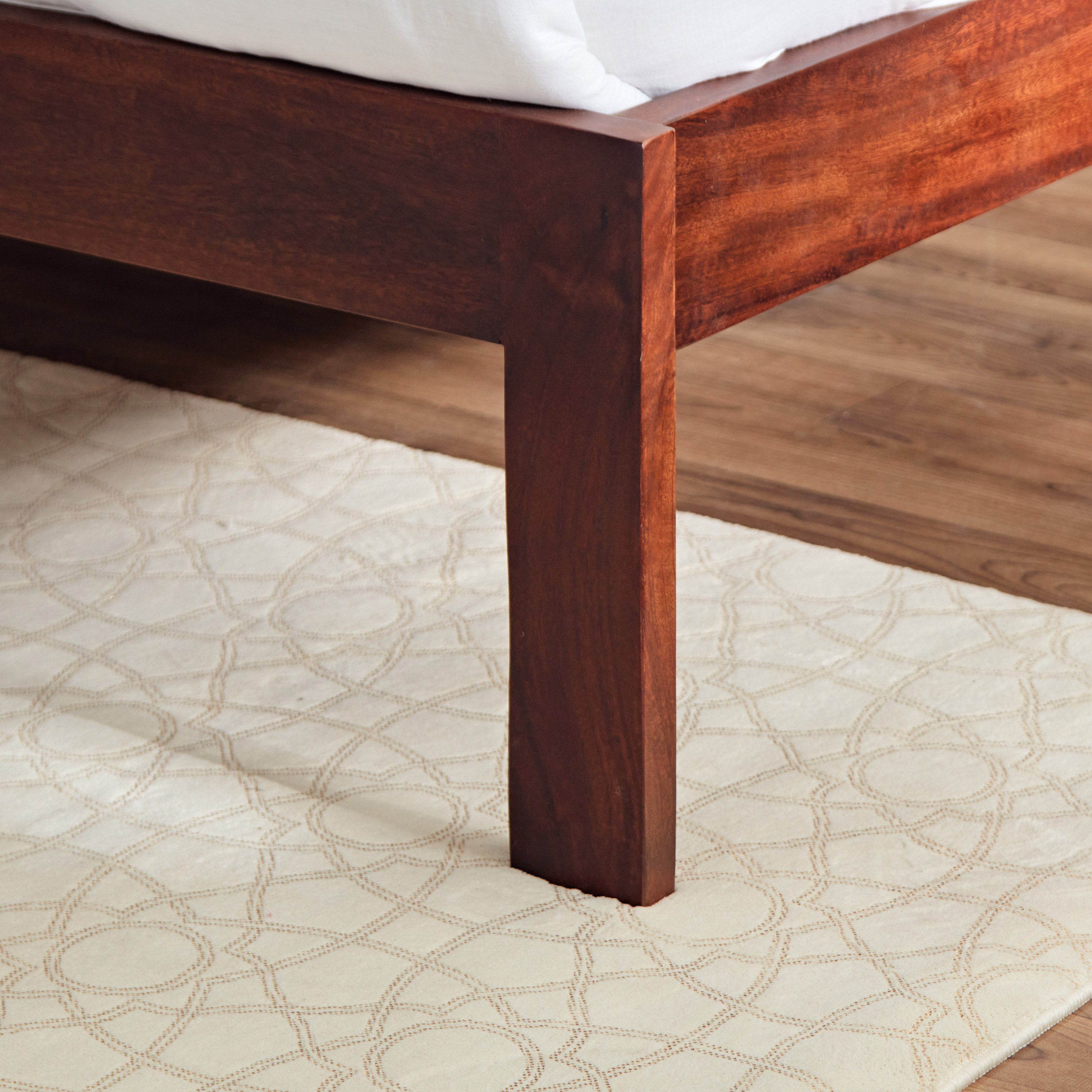 سرير كينج من الخشب الصلب من إيفورا - 180x200 سم-hbxfurniture-bedsandbedsets-beds-king-image-2
