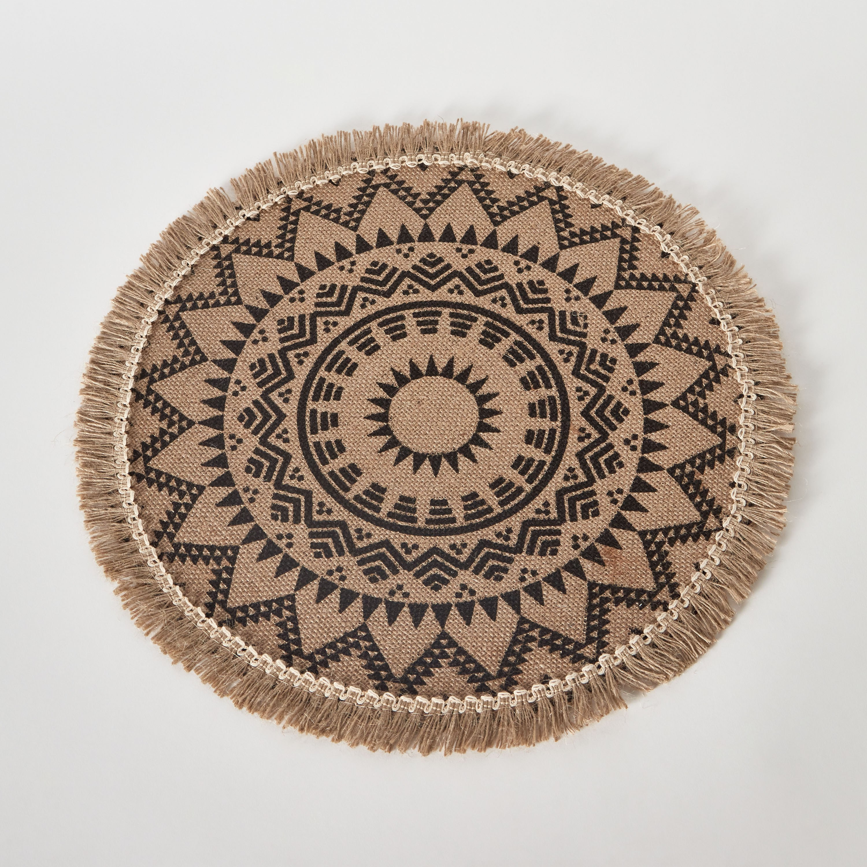 مفرش طاولة جوت من فيليب جريس- 38x38 سم-hbxdecorandfurnishings-homefurnishings-tablelinens-image-5