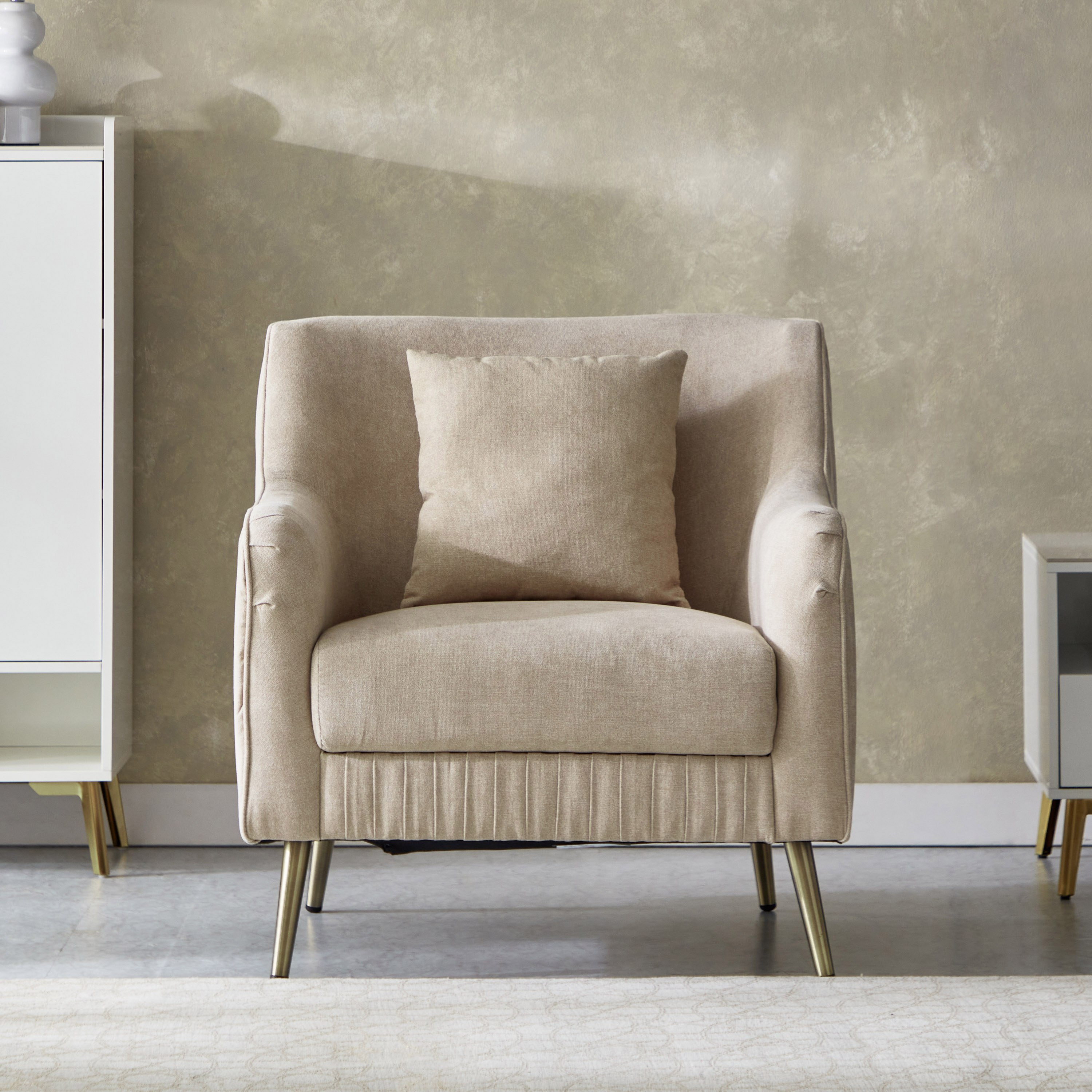 كنبة مقعد واحد ووسادة من سيلفي-hbxlivingroom-sofasandarmchairs-sofas-image-2