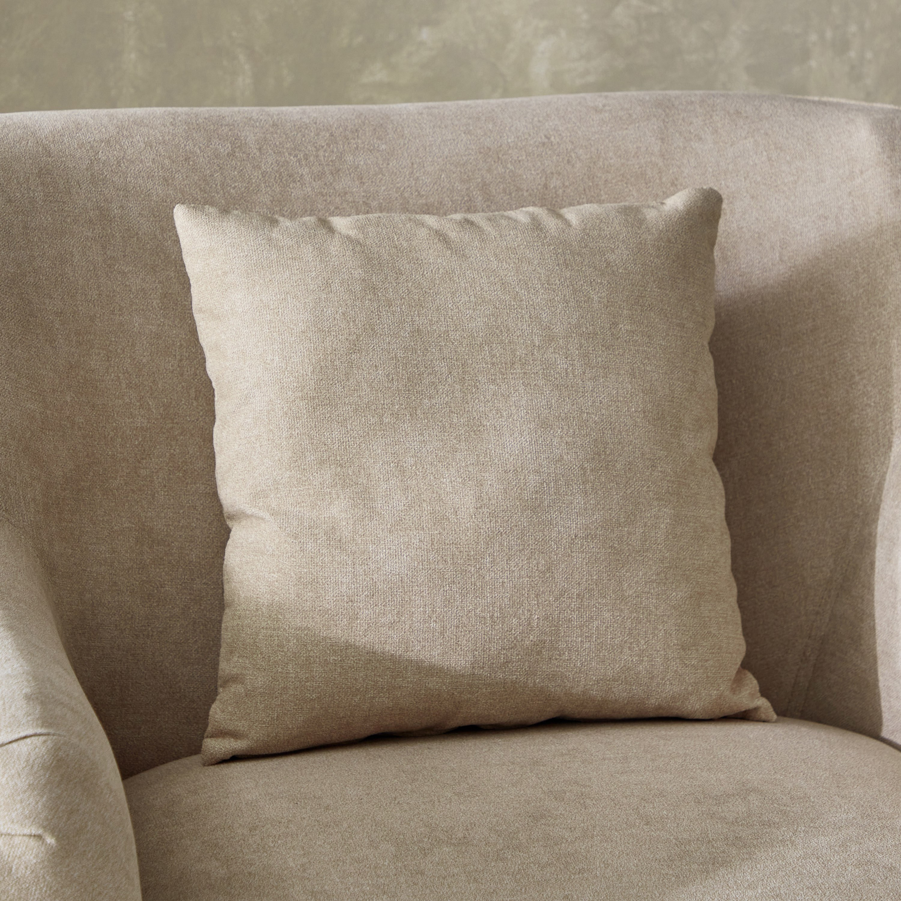 كنبة مقعد واحد ووسادة من سيلفي-hbxlivingroom-sofasandarmchairs-sofas-image-5