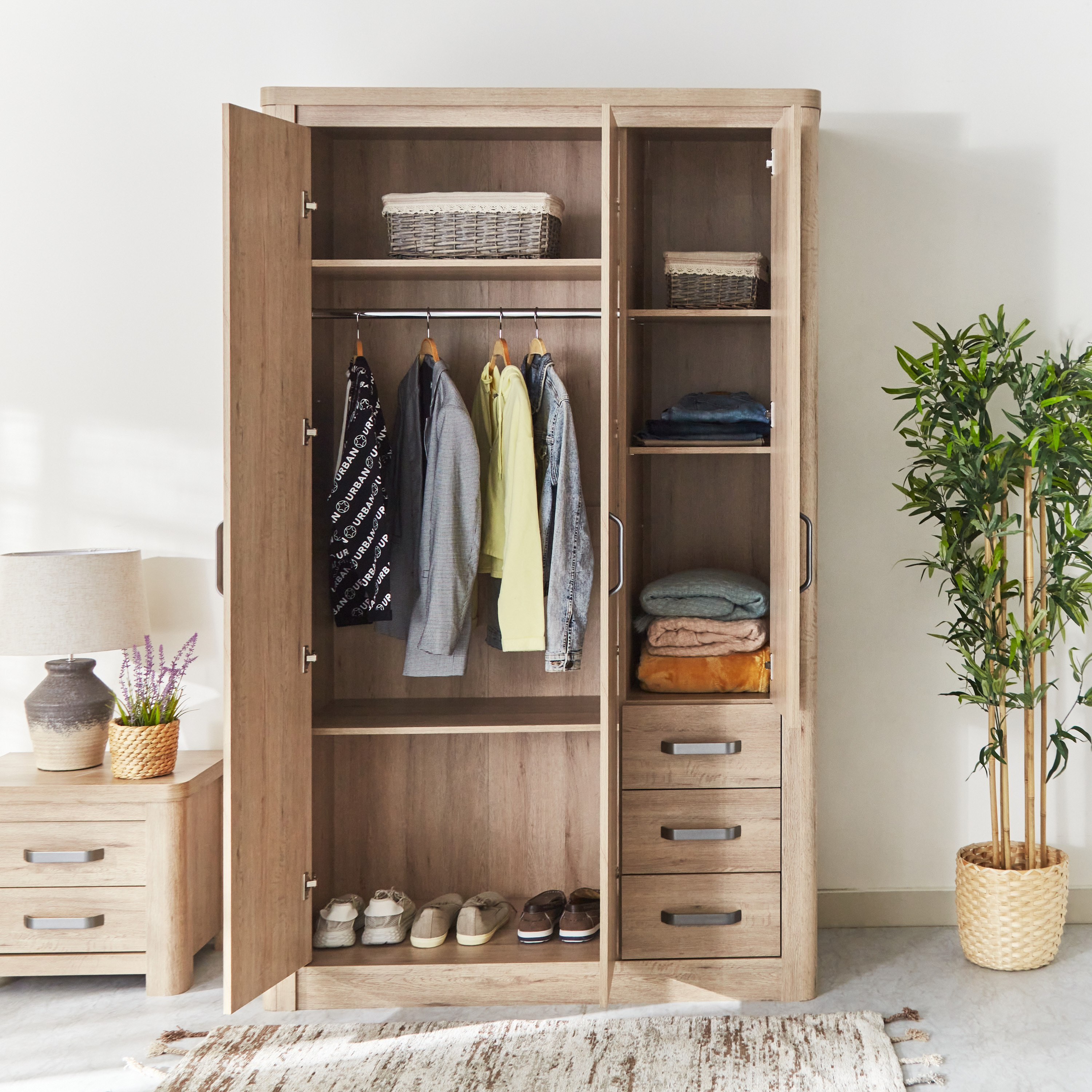 خزانة ملابس 3 أبواب مع مرآة و3 أدراج - أوليفوس من موڤو -hbxfurniture-wardrobes-image-3