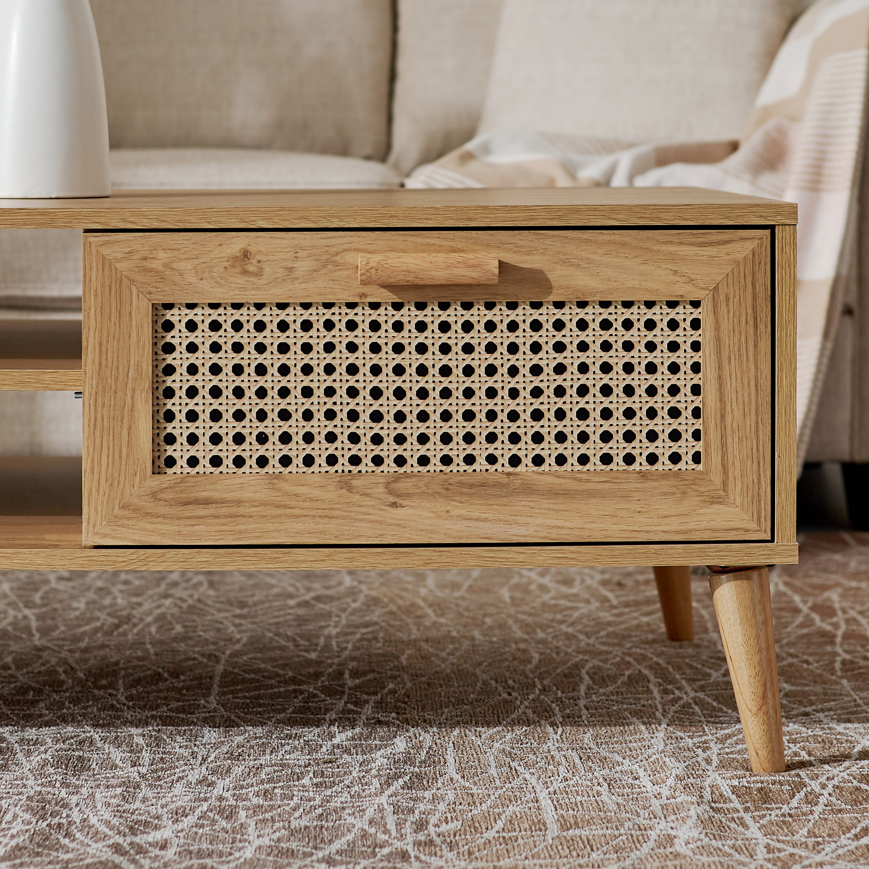 Rattan coffee table with shop storage