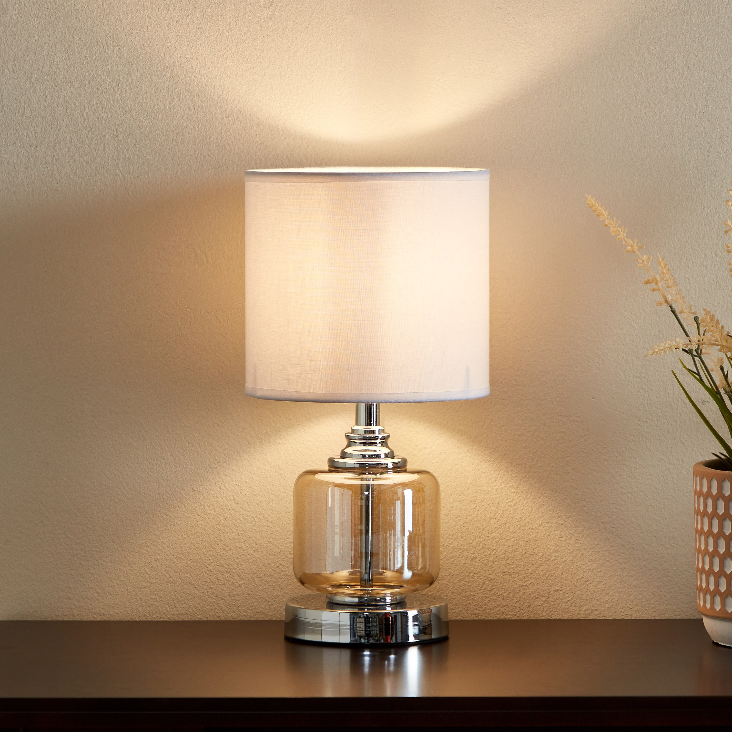 مصباح طاولة زجاج من برلين - 16.5x16.5x31.5 سم-hbxlivingroom-lighting-tablelamps-image-2