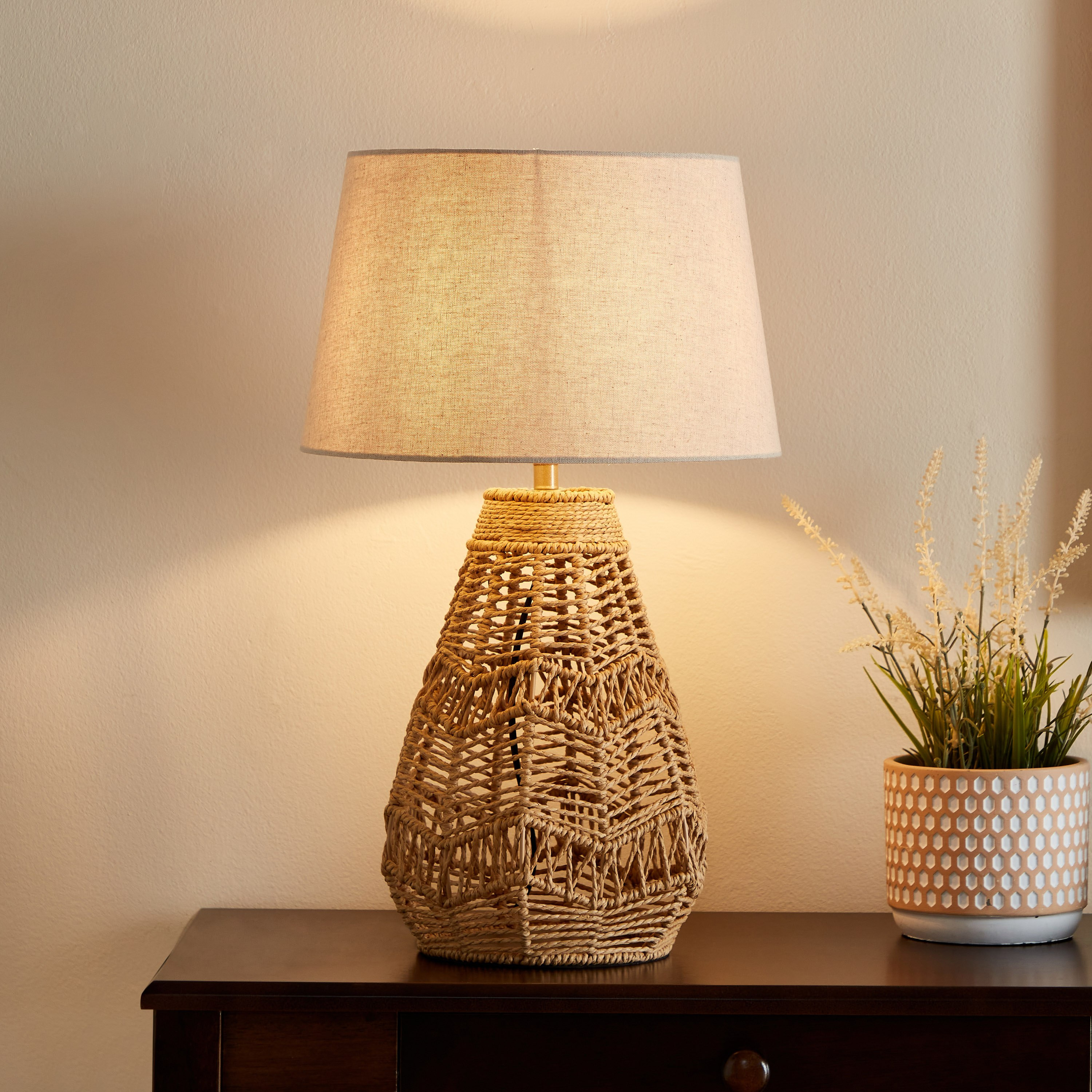 Wicker shop table lamps