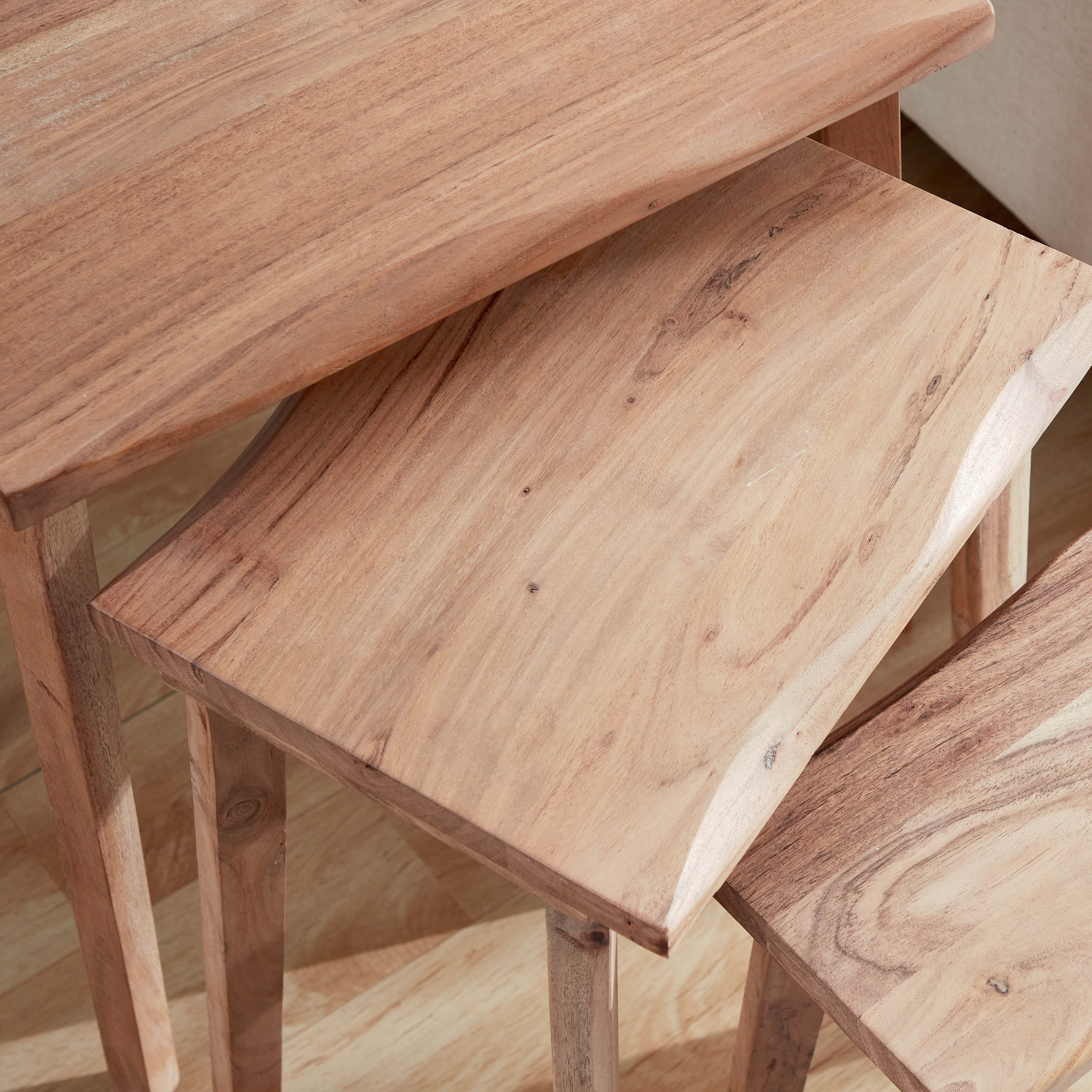 طقم طاولات متداخلة خشب صلب من جيادا - 3 قطع-hbxfurniture-livingroom-nestingtables-image-6