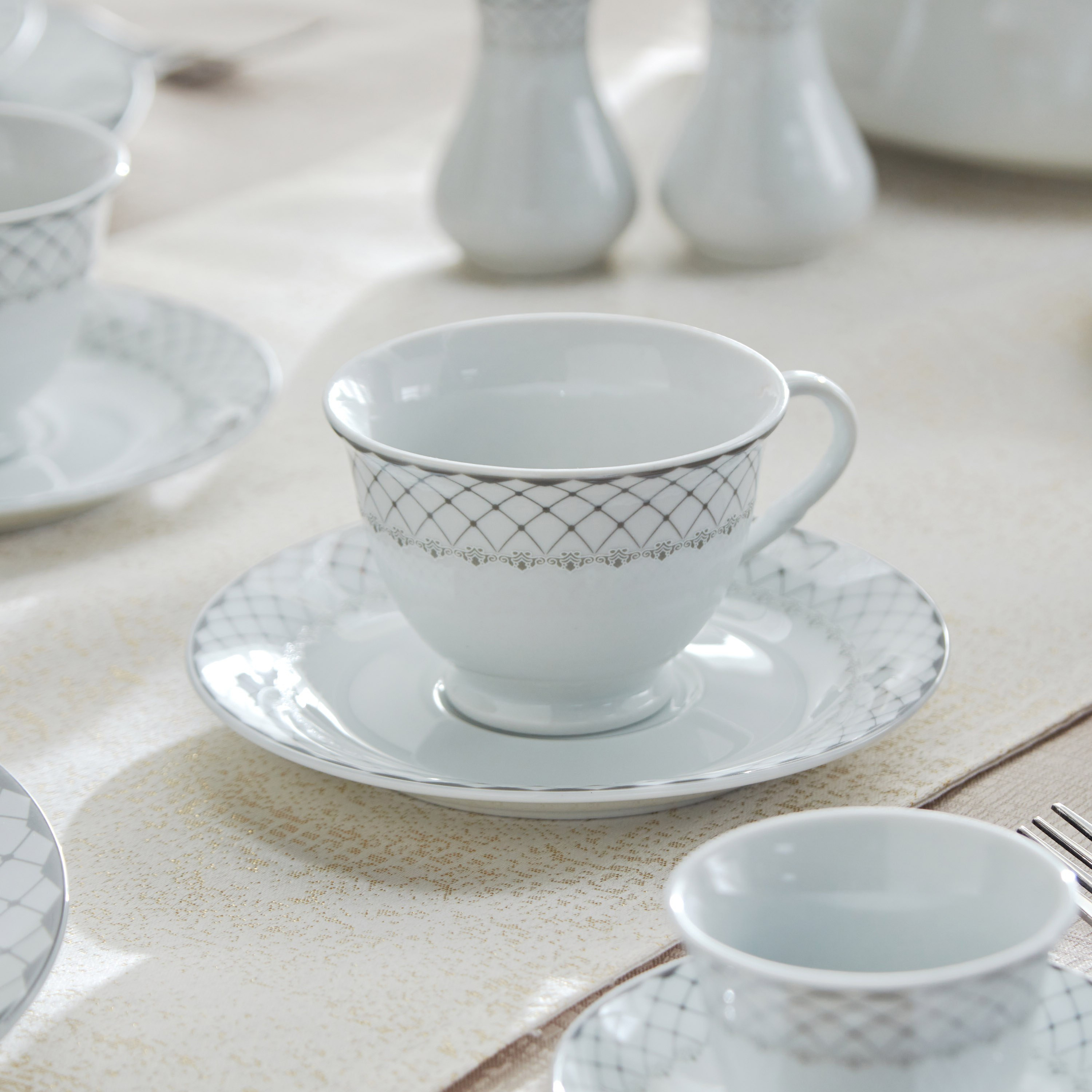 طقم عشاء 65 قطعة من فيستيف بلاتينا-hbxhomeware-hbxkitchen-image-4