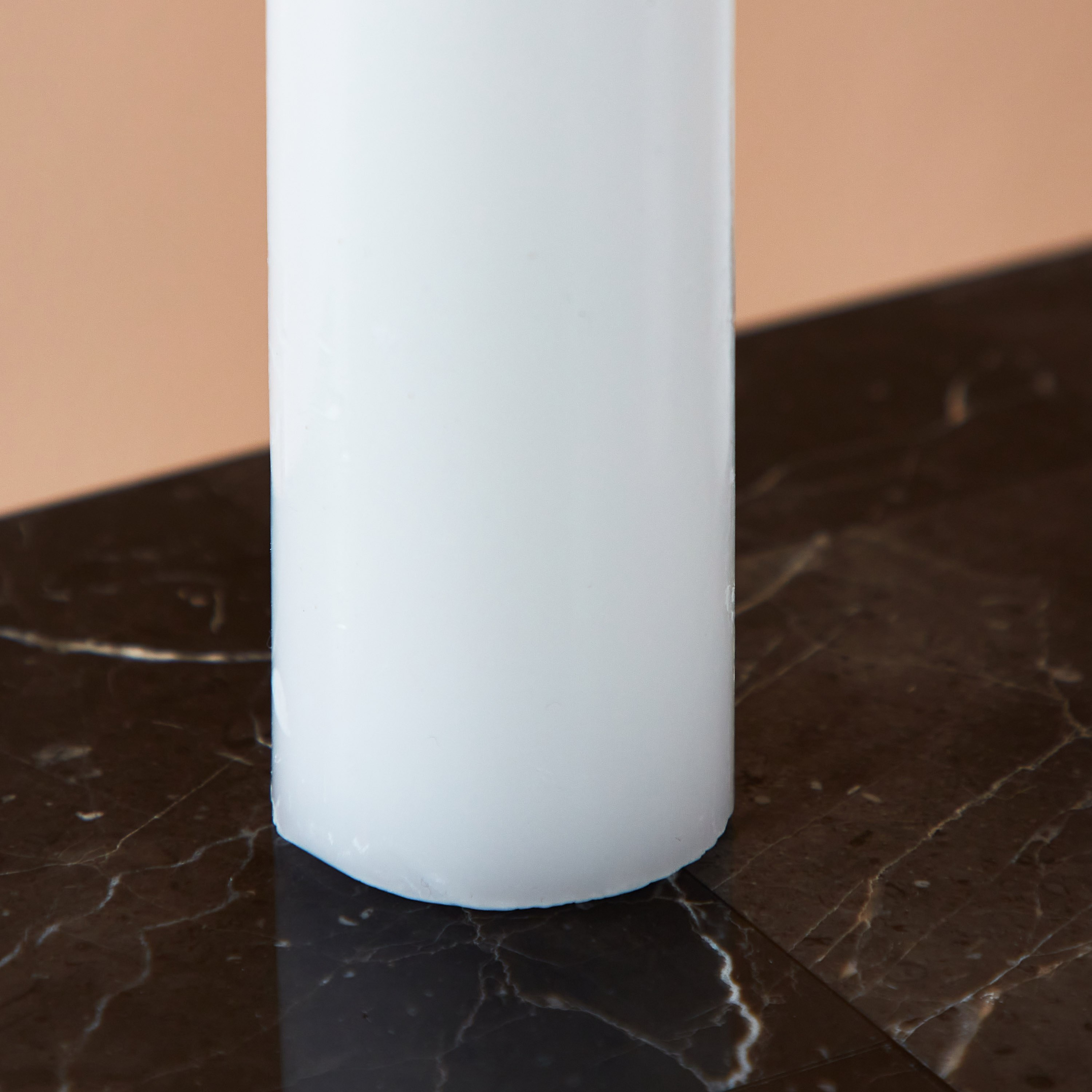 طقم شموع عموديّة 3 قطع من ميا - 4x15 سم-hbxhomeware-hbxdecorandfurnishings-image-3