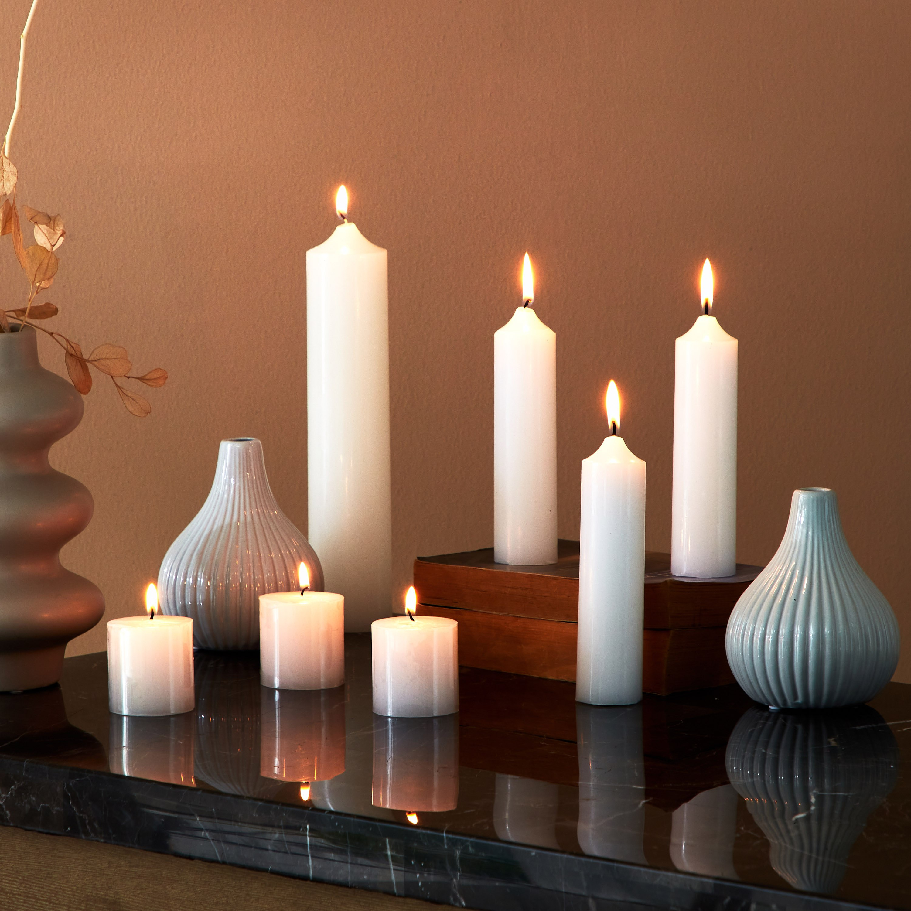 طقم شموع عموديّة 3 قطع من ميا - 4x15 سم-hbxhomeware-hbxdecorandfurnishings-image-4