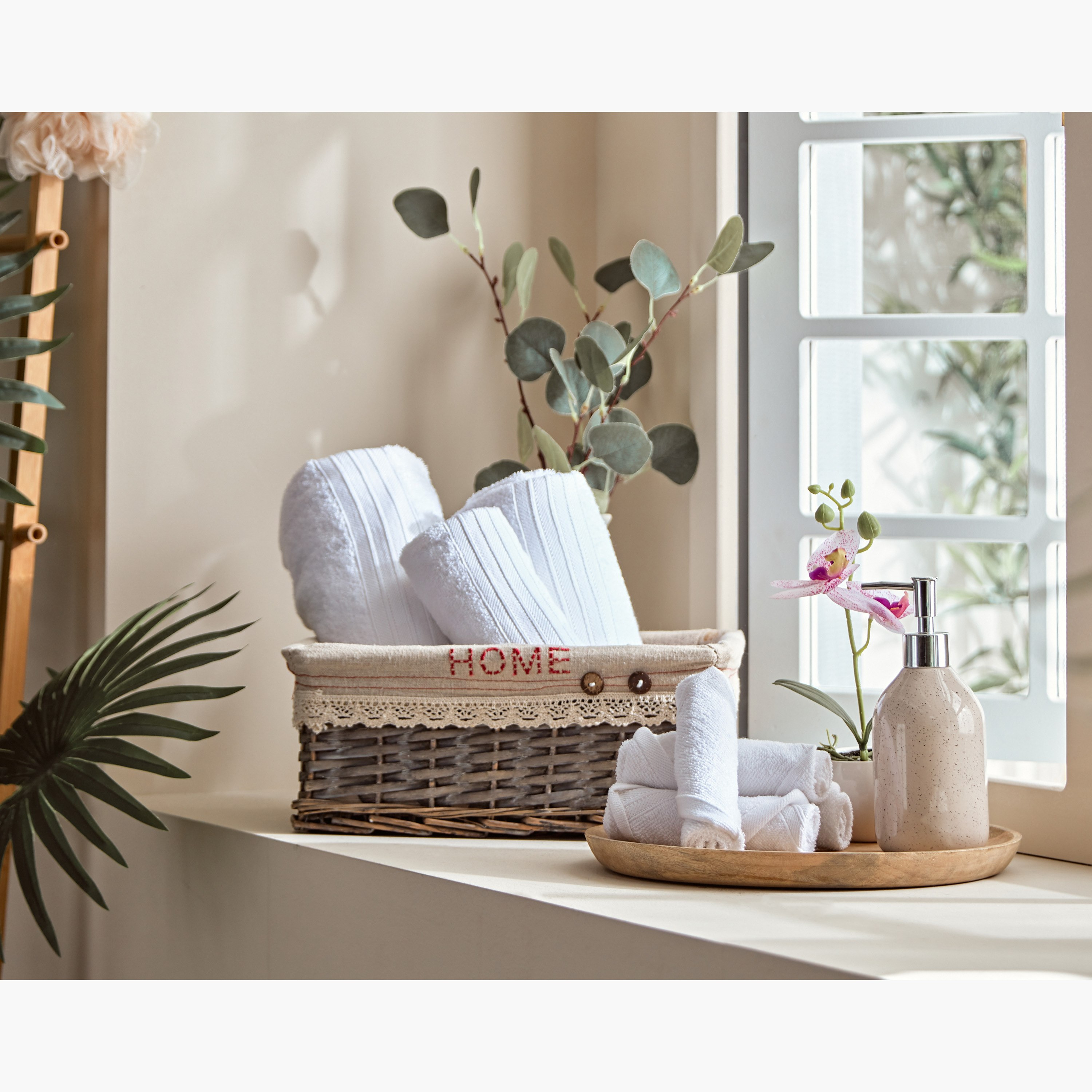 Essential Carded Hand Towel - 50x90 cm-hbxbathroom-bathroomtextiles-image-5