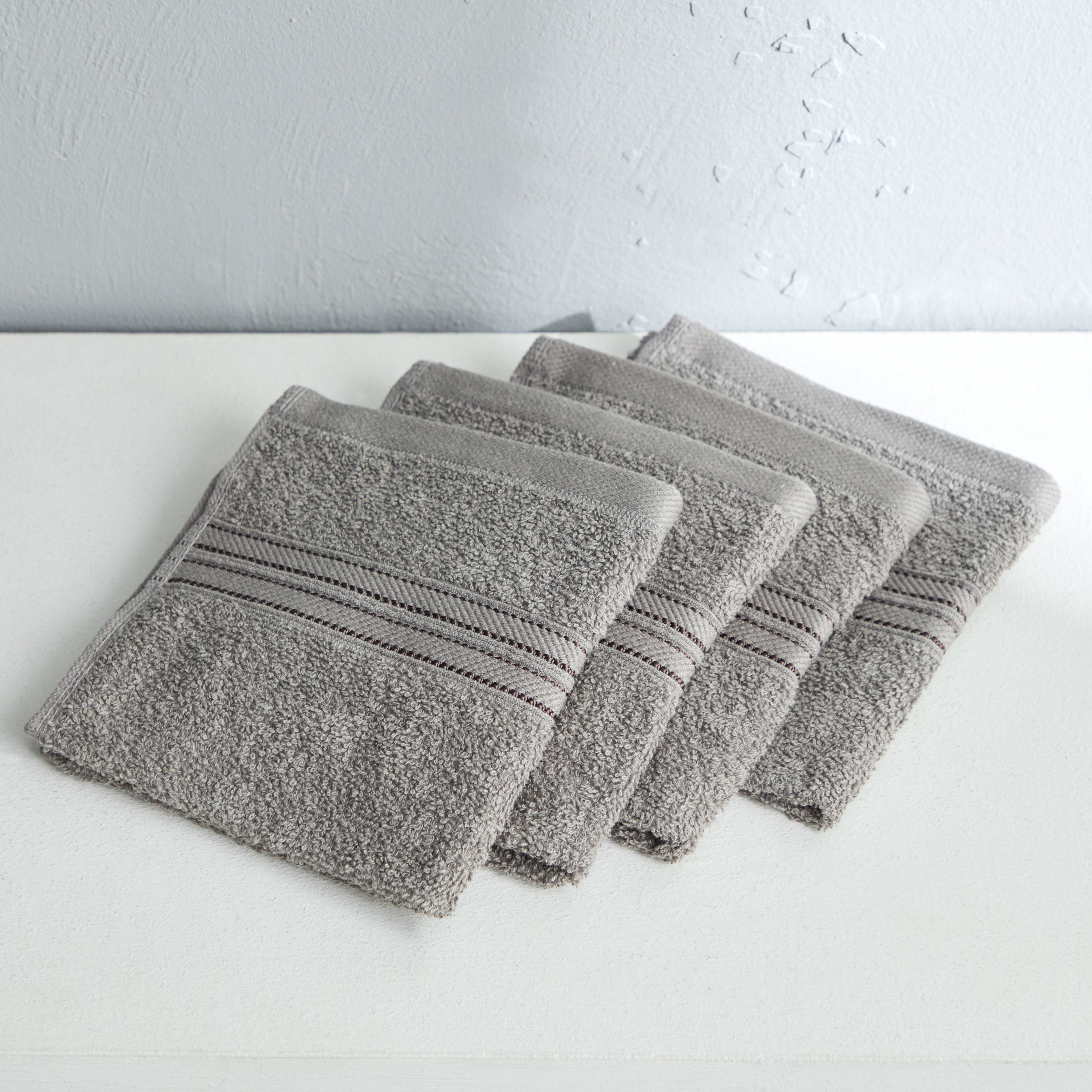 طقم مناشف وجه ممشطة 4 قطع من إسنشيال- 30x30 سم-hbxbathroom-bathroomtextiles-image-3