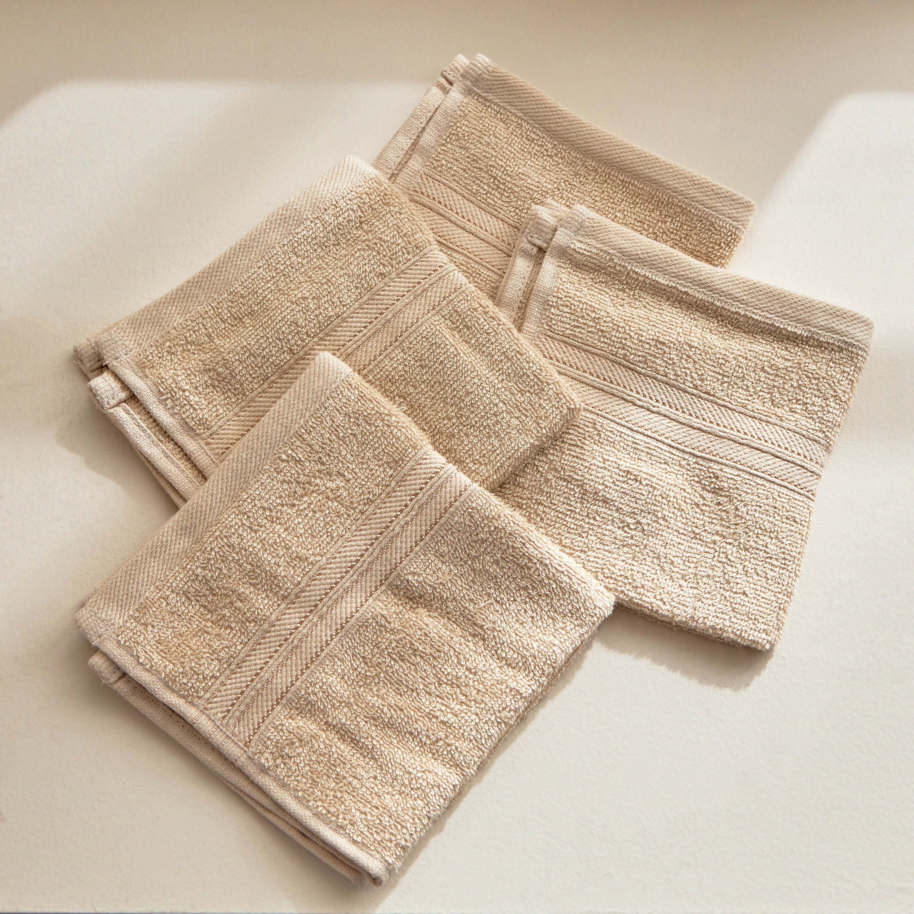 طقم مناشف وجه ممشطة 4 قطع من إسنشيال- 30x30 سم-hbxbathroom-bathroomtextiles-image-3