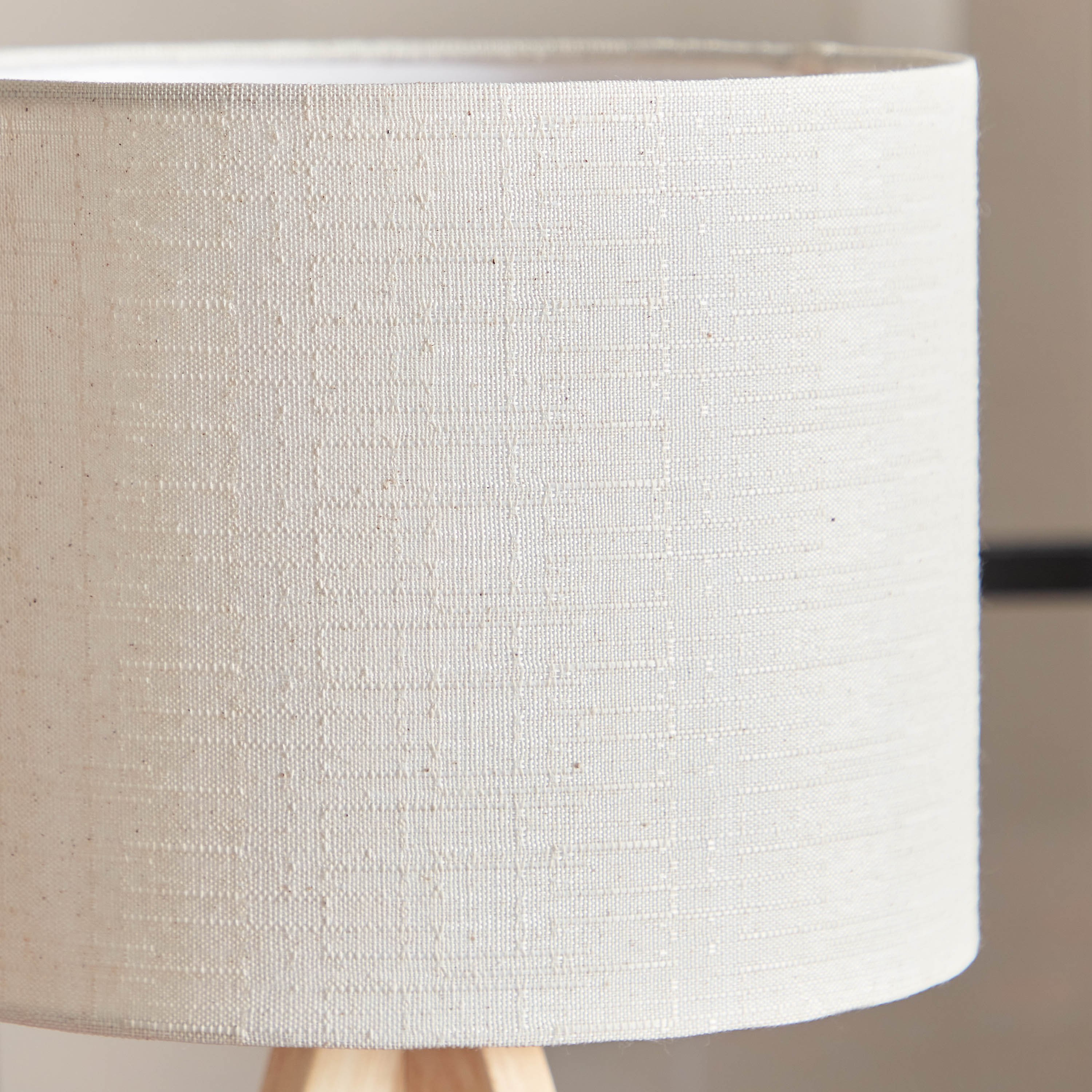 Scotia Wooden Tripod Lamp - 41 cm-hbxlivingroom-lighting-tablelamps-image-3