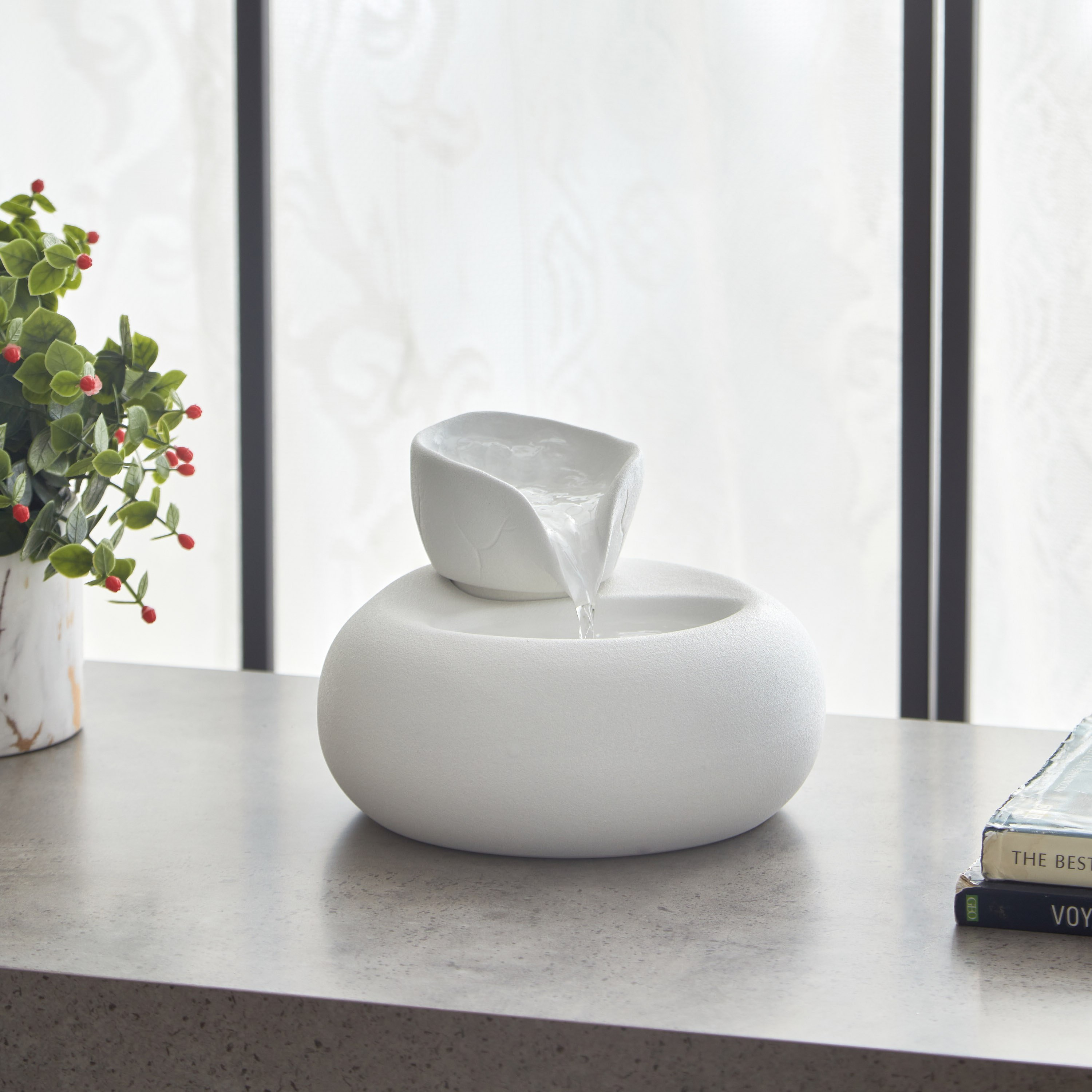 Albane Modern Fountain without Light - 18x18x13 cm-hbxhomeware-hbxdecorandfurnishings-image-5