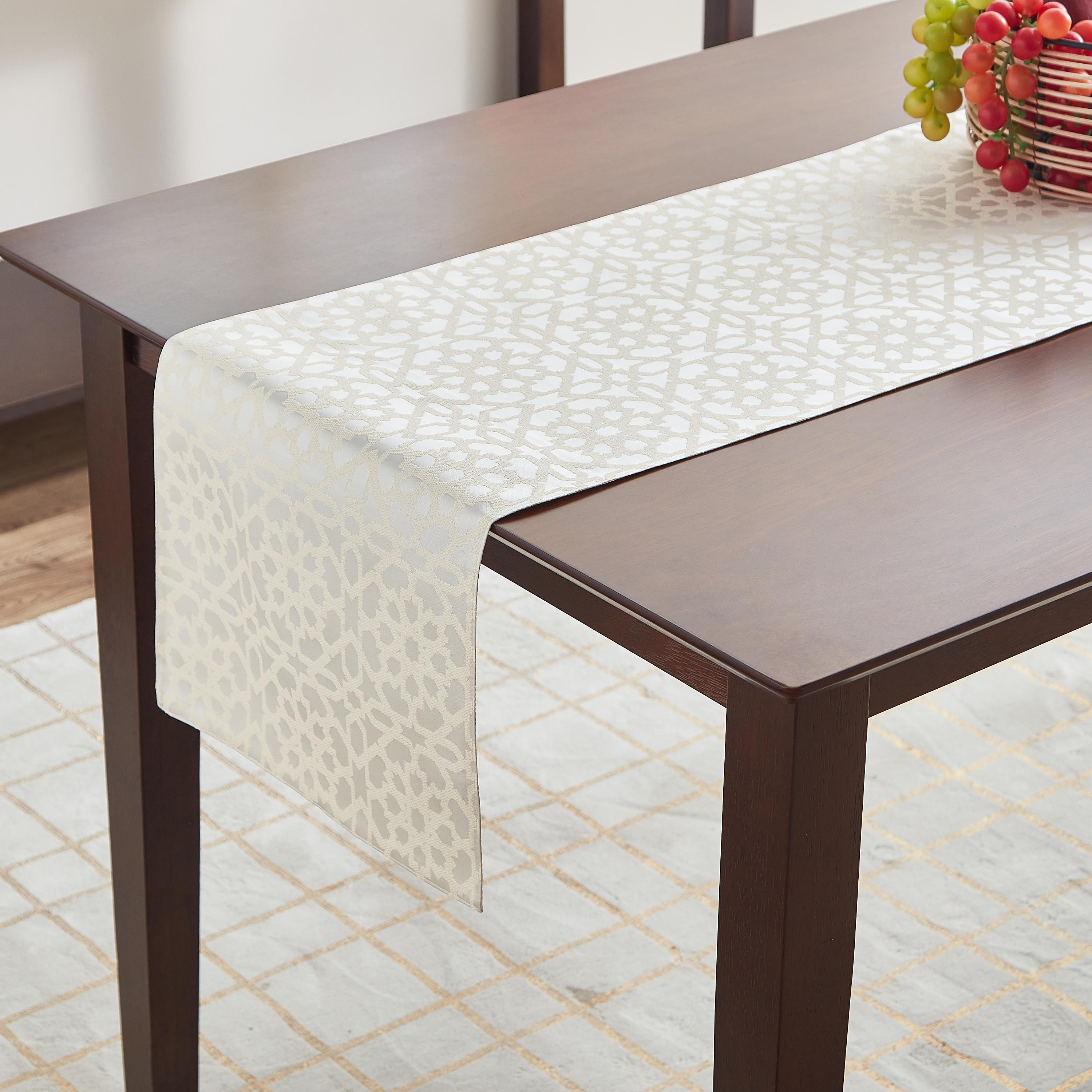 مفرش طاولة جاكار من زايلا - 33x180 سم-hbxdecorandfurnishings-homefurnishings-tablelinens-image-1
