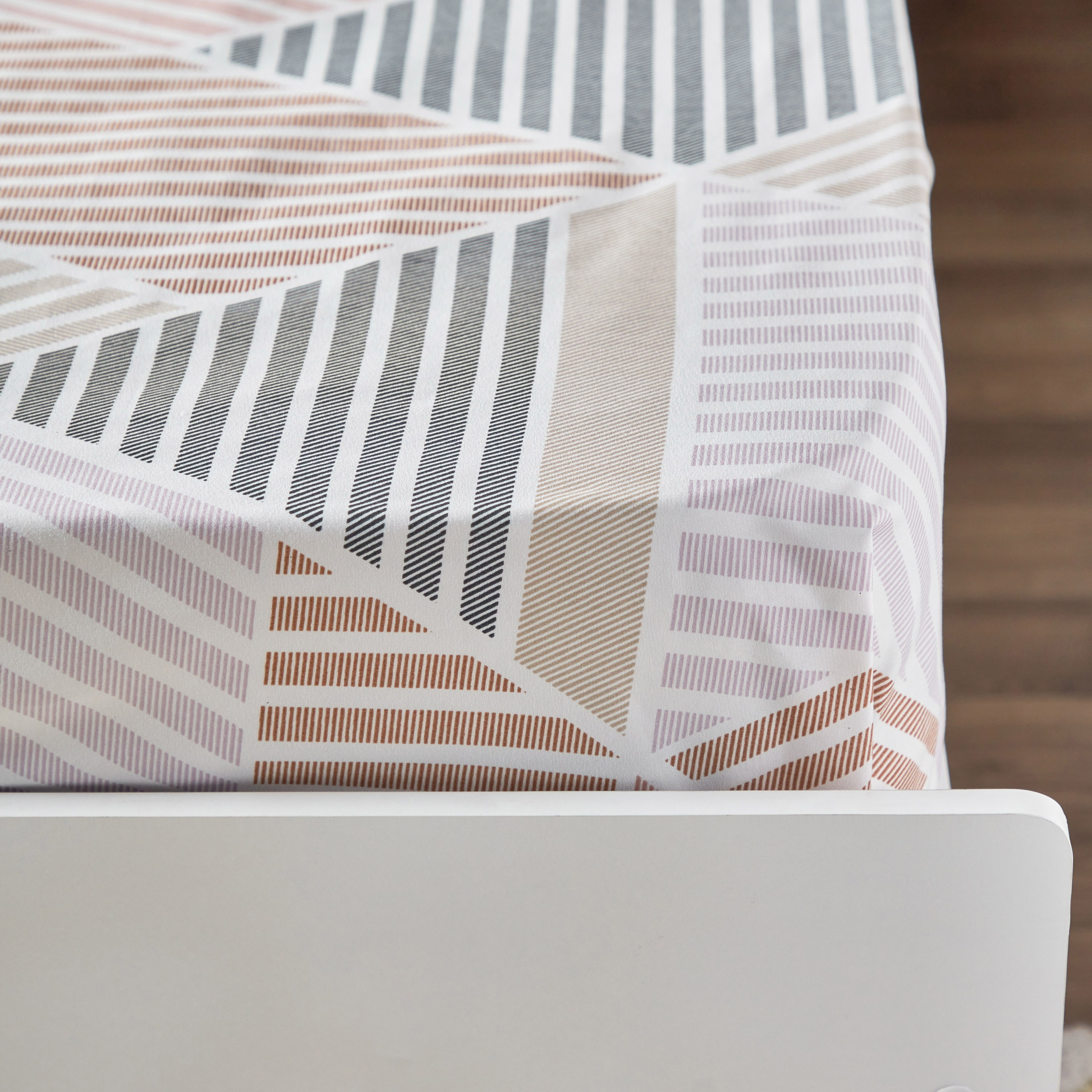 طقم شرشف مسطّح فردي ألياف دقيقة بطبعات قطعتين من أتلانتا - 150x260 سم-hbxhomeware-hbxbedroom-image-6