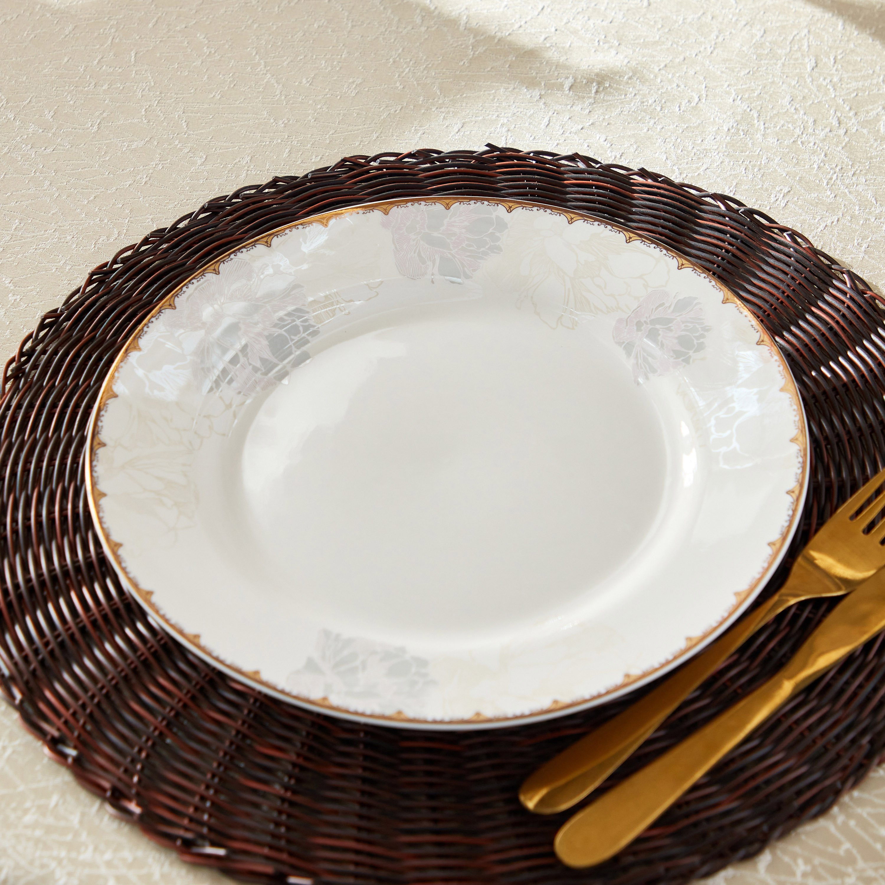 صحن عشاء خزف صيني من كوينز لوتس - 26.5 سم-hbxdecorandfurnishings-tabletop-crockery-image-2