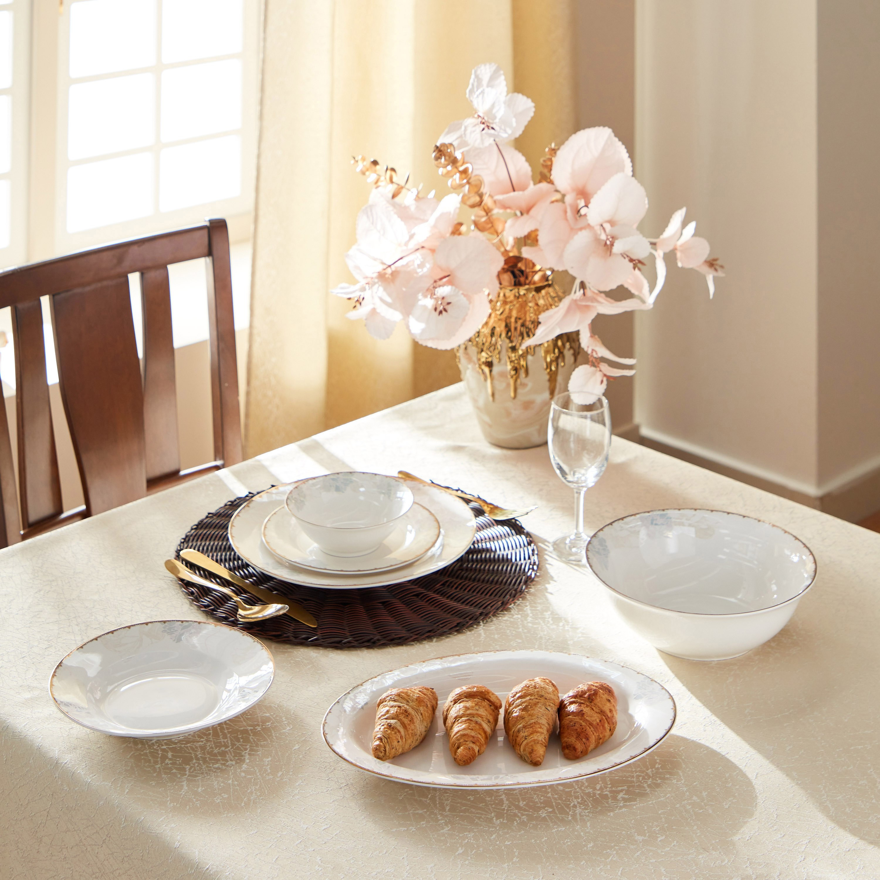 صحن عشاء خزف صيني من كوينز لوتس - 26.5 سم-hbxdecorandfurnishings-tabletop-crockery-image-4