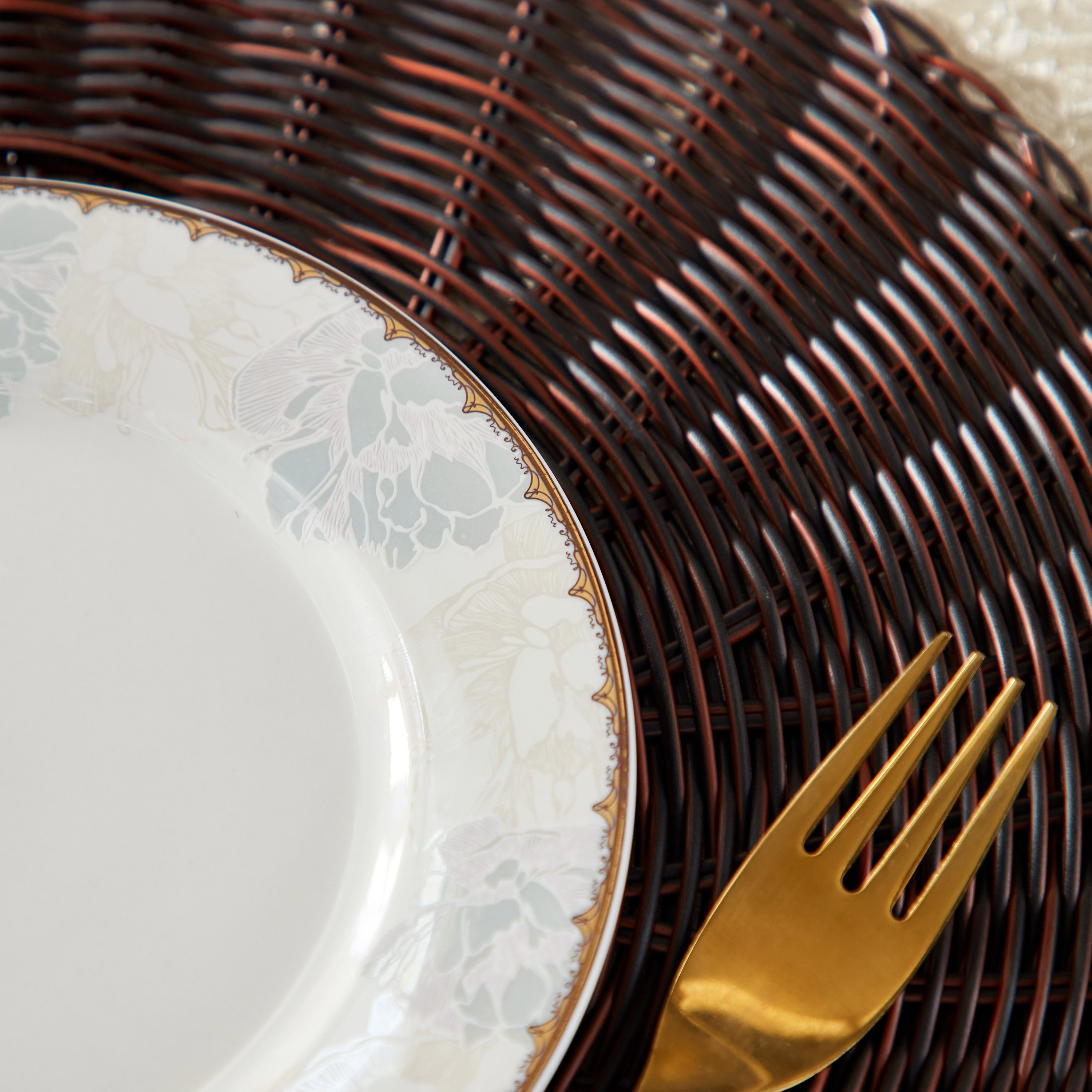 صحن جانبي خزف صيني من كوينز لوتس - 19 سم-hbxdecorandfurnishings-tabletop-crockery-image-3