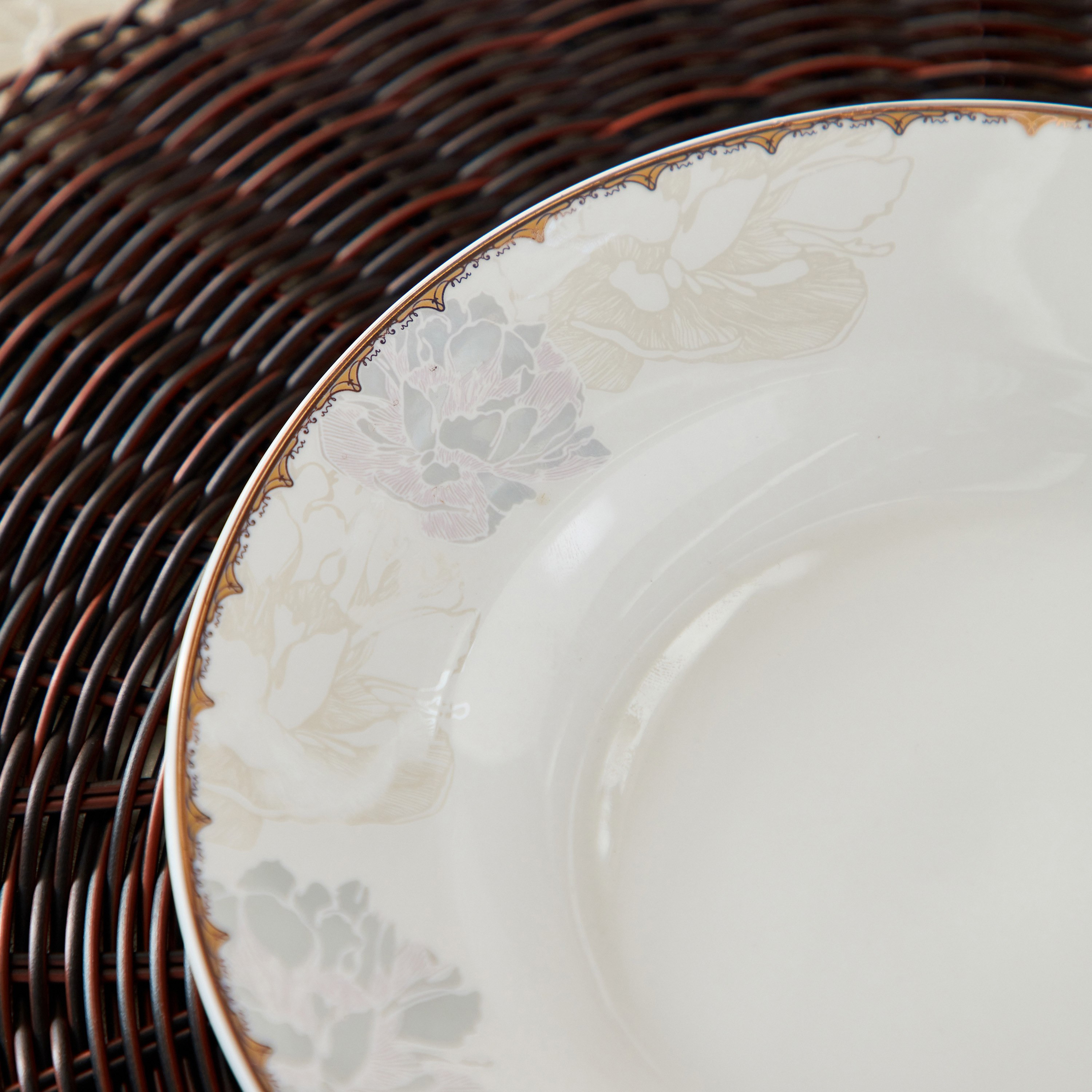 صحن شوربة خزف صيني من كوينز لوتس - 20 سم-hbxdecorandfurnishings-tabletop-crockery-image-3