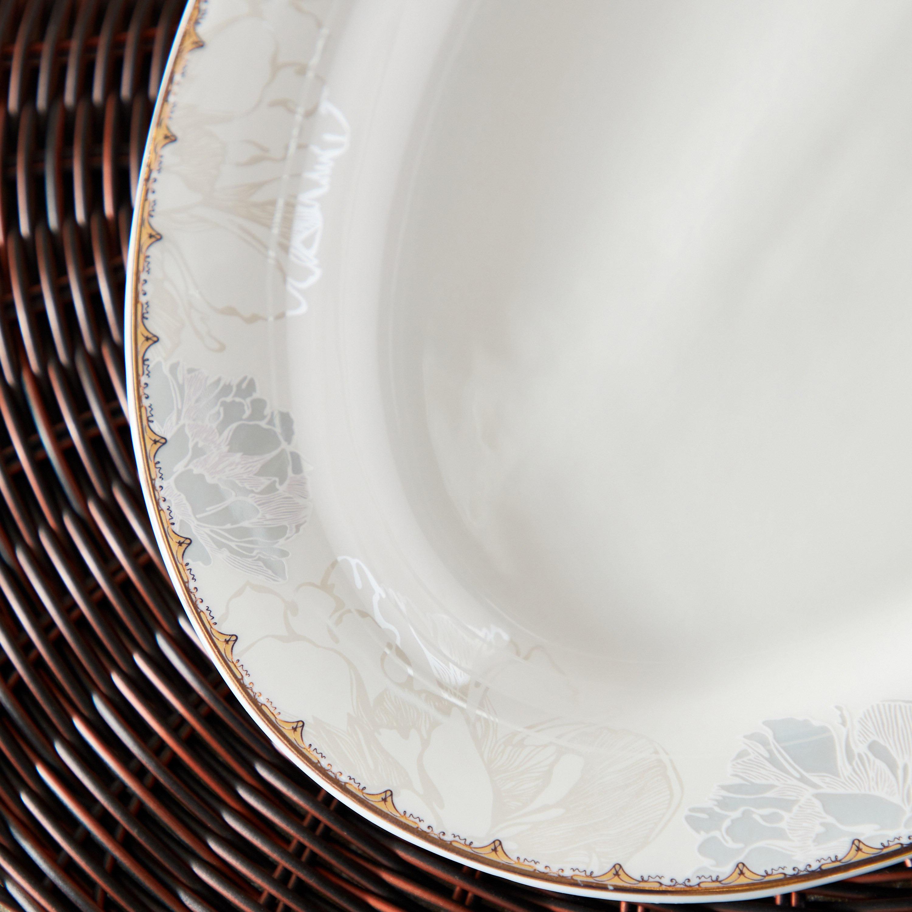 صحن بيضاوي خزف صيني من كوينز لوتس - 31 سم-hbxdecorandfurnishings-tabletop-serveware-image-3