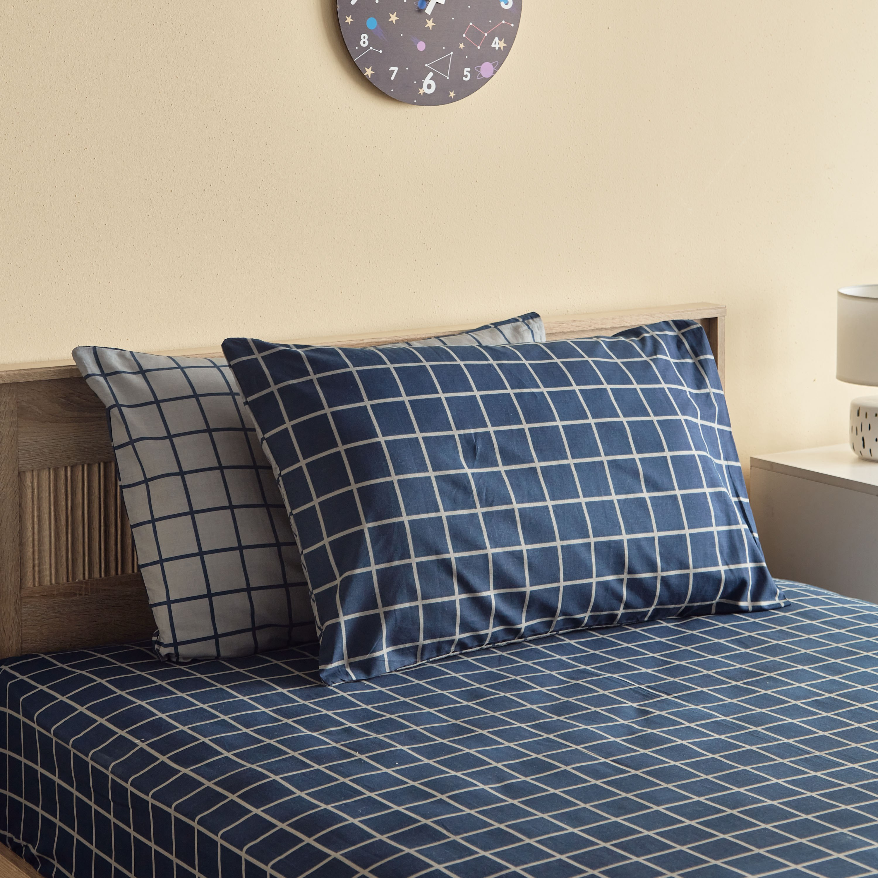 Harry Check Kapas 2-Piece Cotton Pillow Cover Set - 50x75 cm-hbxhomeware-hbxkidsandyouth-image-1