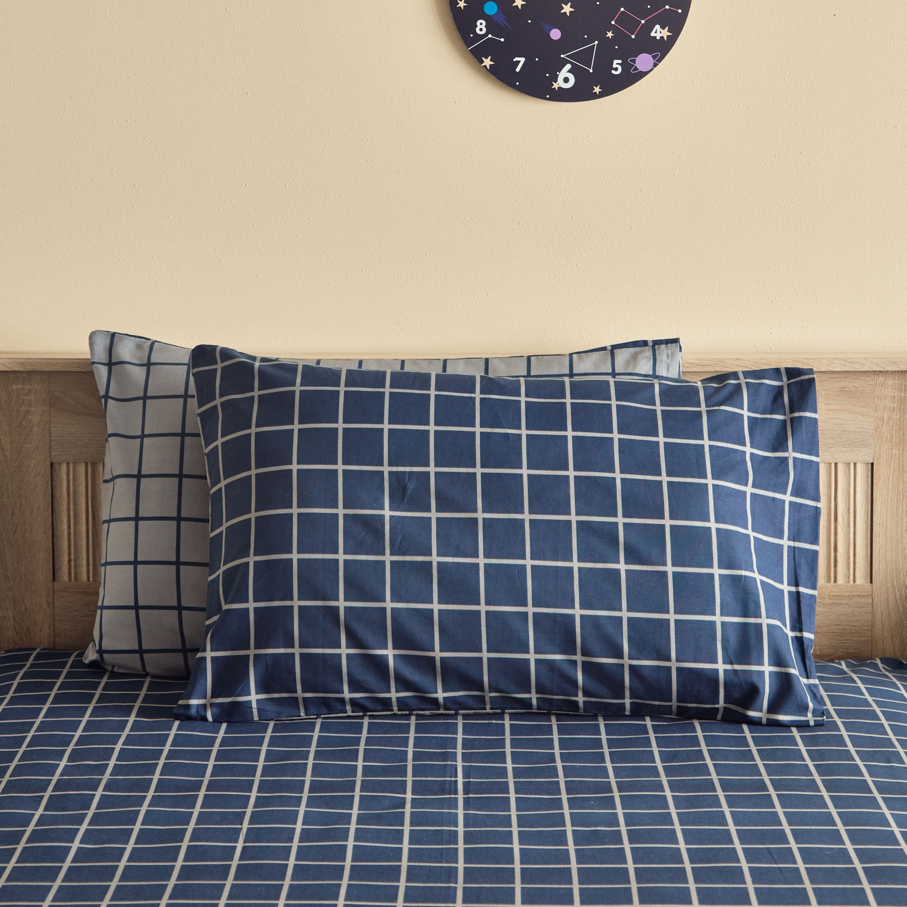 Harry Check Kapas 2-Piece Cotton Pillow Cover Set - 50x75 cm-hbxhomeware-hbxkidsandyouth-image-2