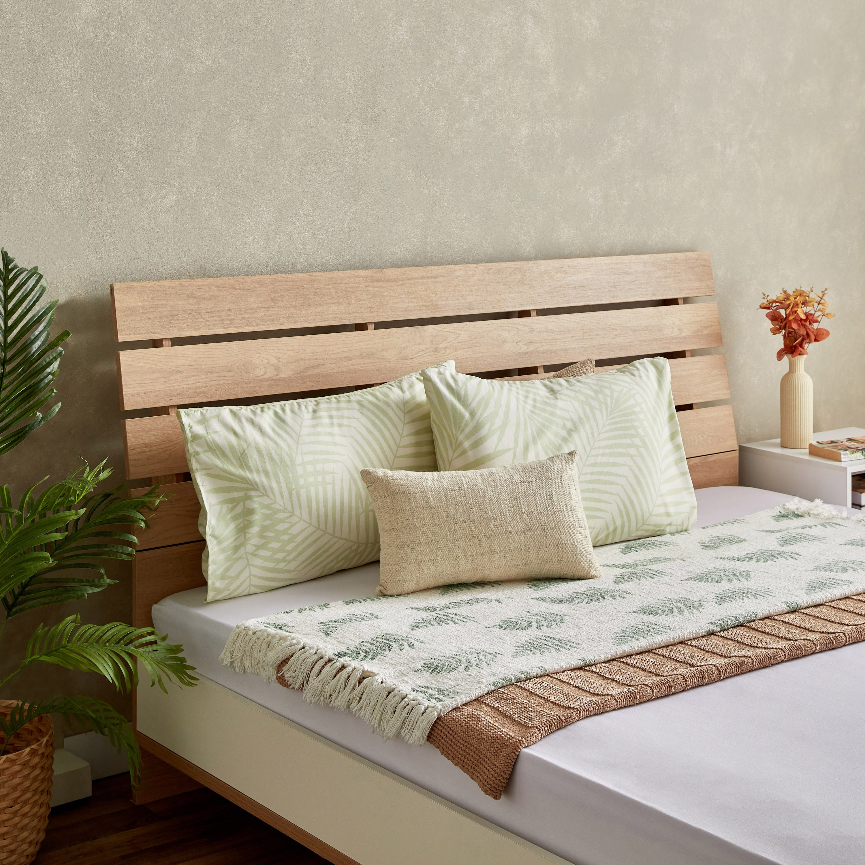 زوج أغطية وسائد من الألياف الدقيقة بطبعات من ماتريكس تيا - 50x75 سم-hbxhomeware-hbxbedroom-image-6