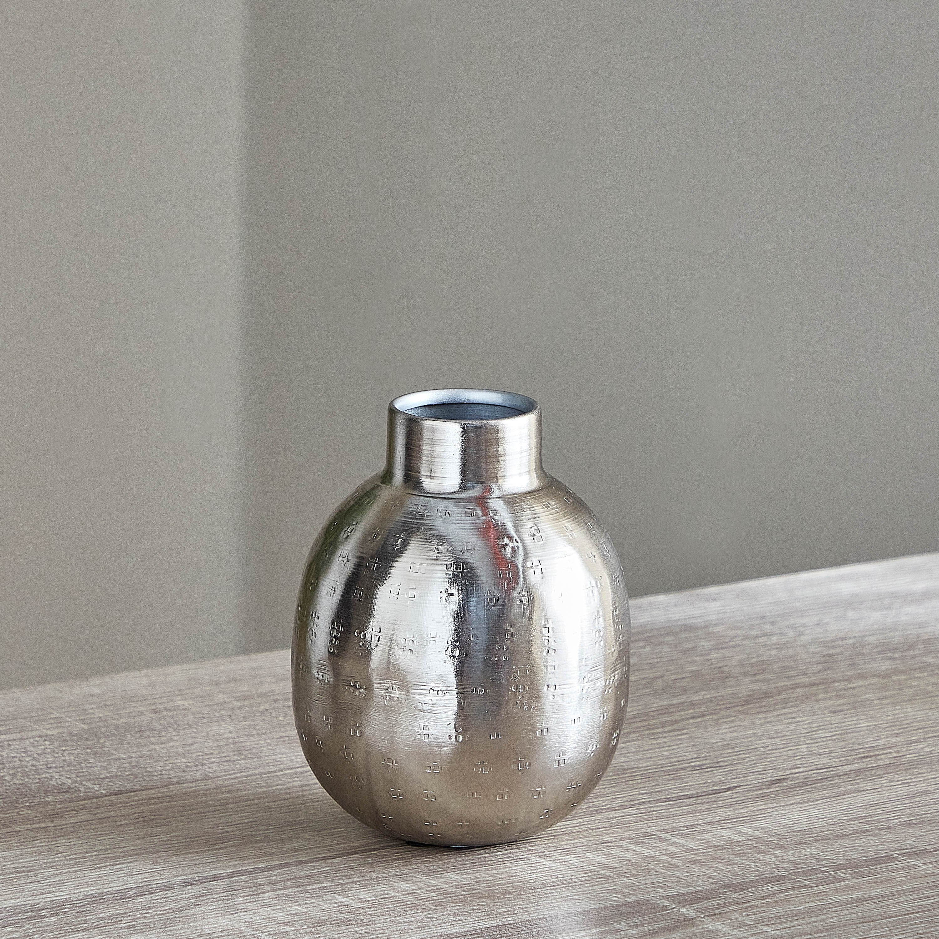 مزهرية معدن من أفيا - 10x15 سم-hbxbedroom-decorandaccessories-vases-image-2
