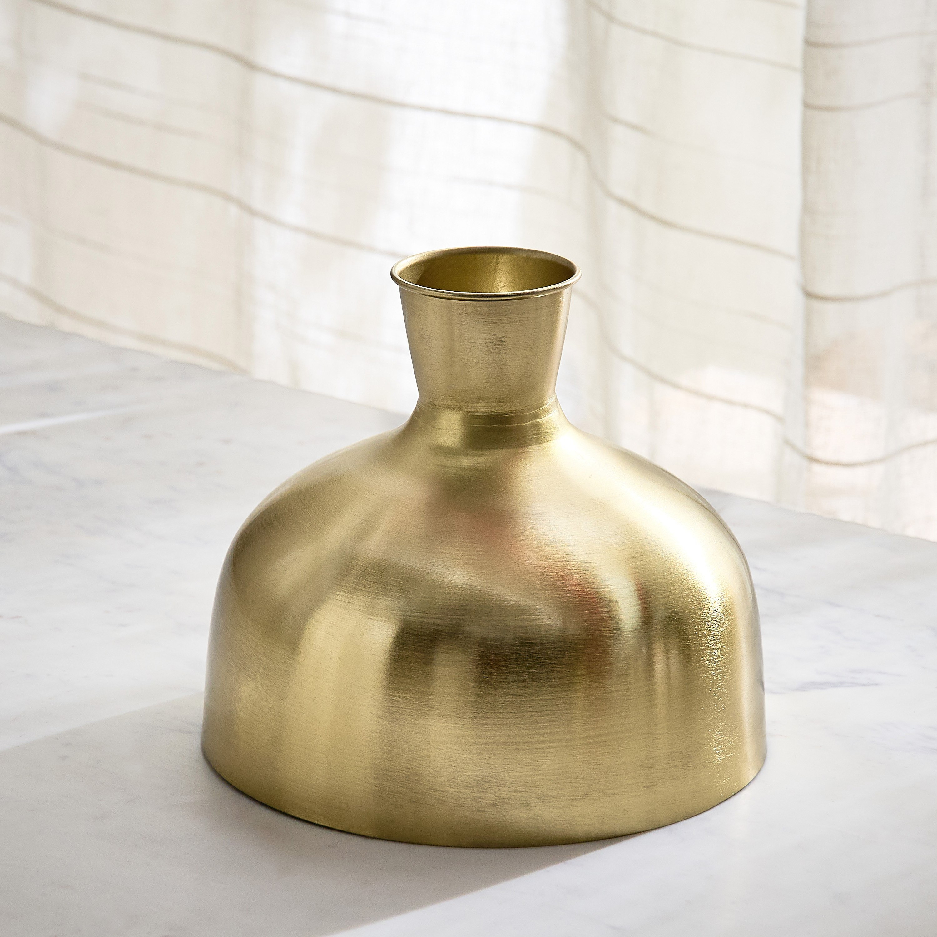 Avya Metal Modern Vase - 20.5x20.5x17 cm-hbxbedroom-decorandaccessories-vases-image-2