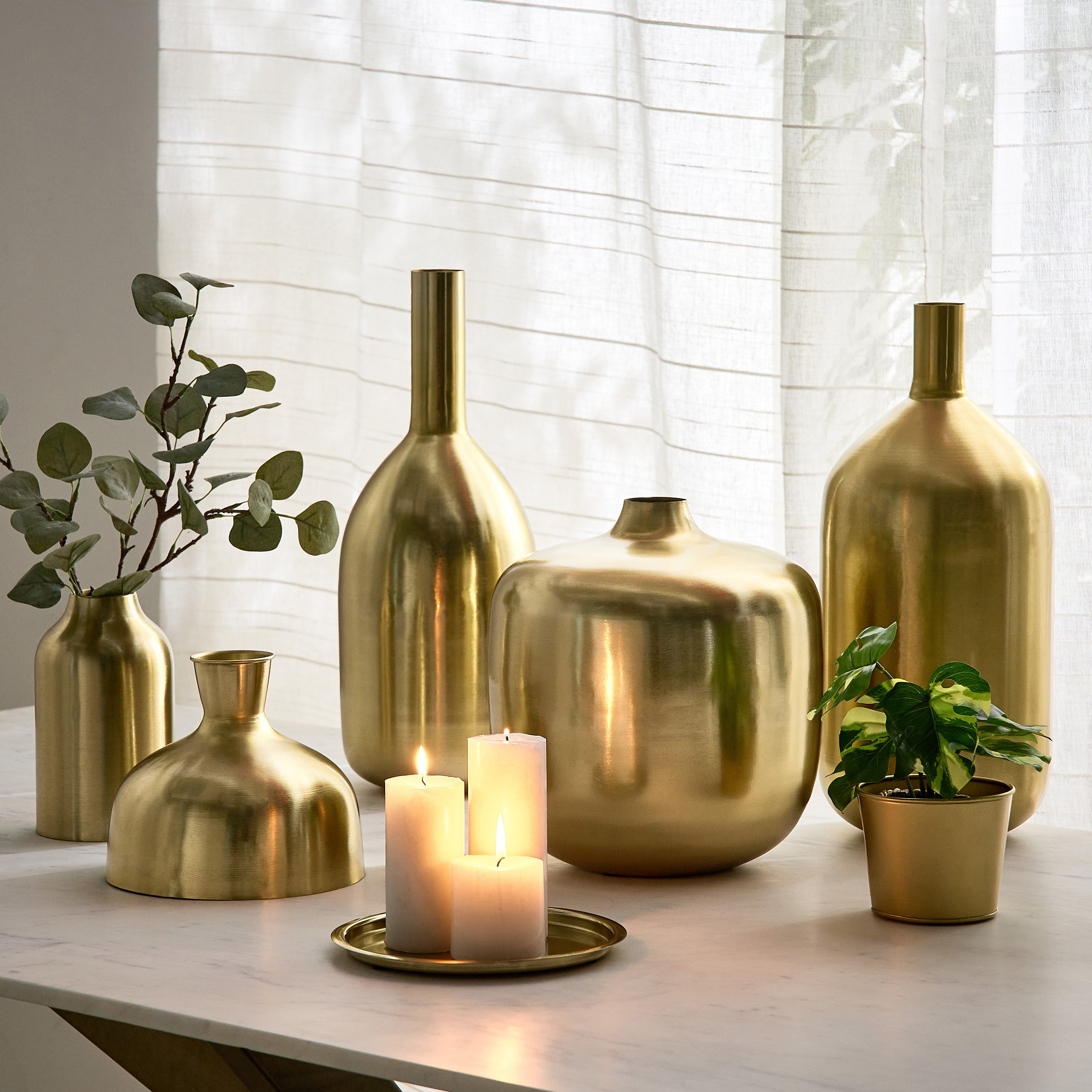 Avya Metal Modern Vase - 20.5x20.5x17 cm-hbxbedroom-decorandaccessories-vases-image-4