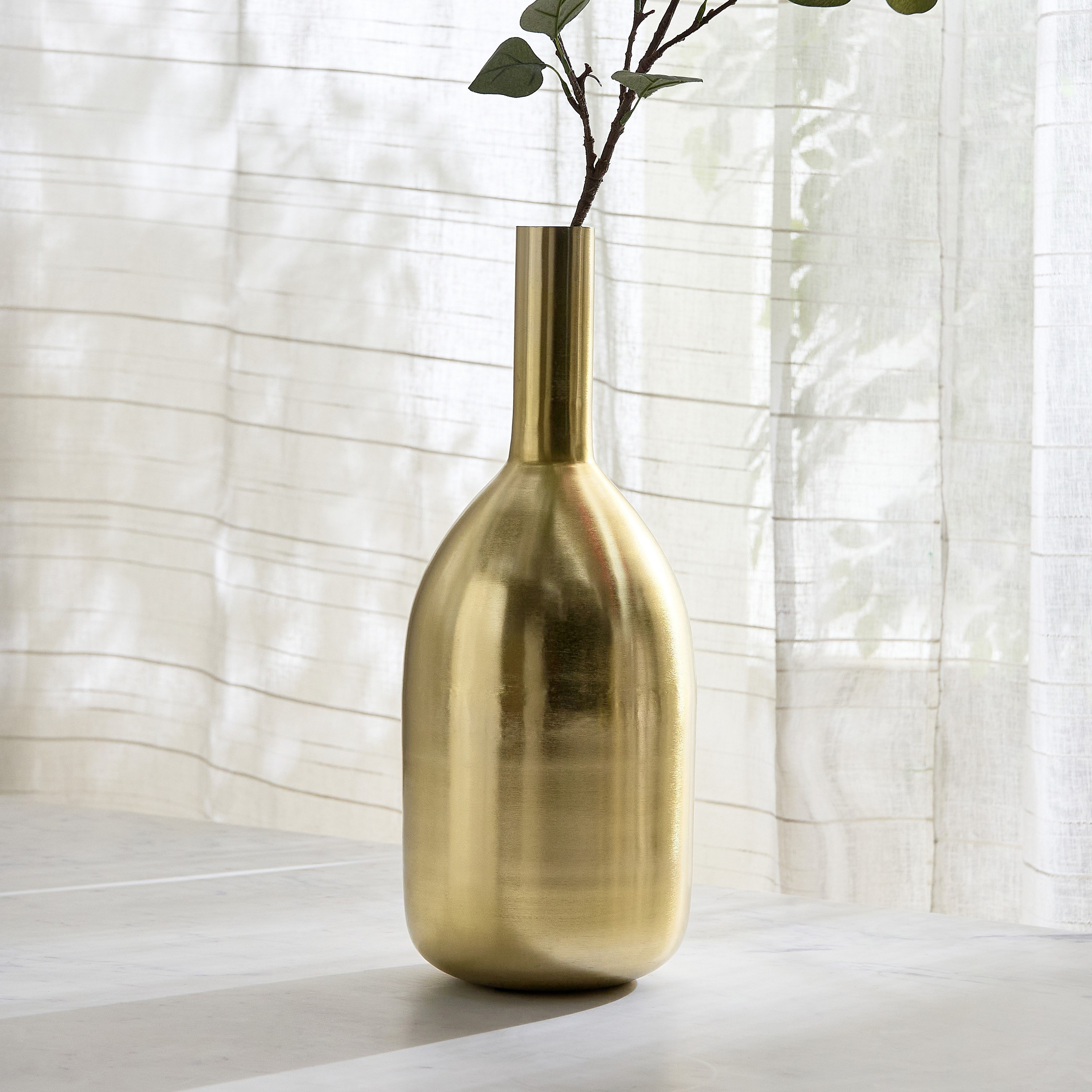 مزهرية معدن من أفيا - 15x15x48 سم-hbxbedroom-decorandaccessories-vases-image-1