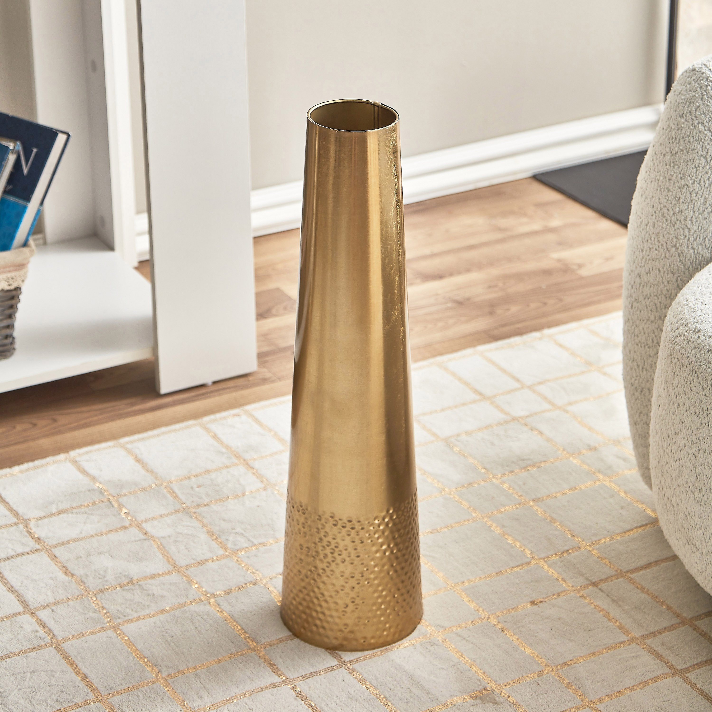 مزهرية معدن من أفيا - 15×15×48 سم-hbxbedroom-decorandaccessories-vases-image-2