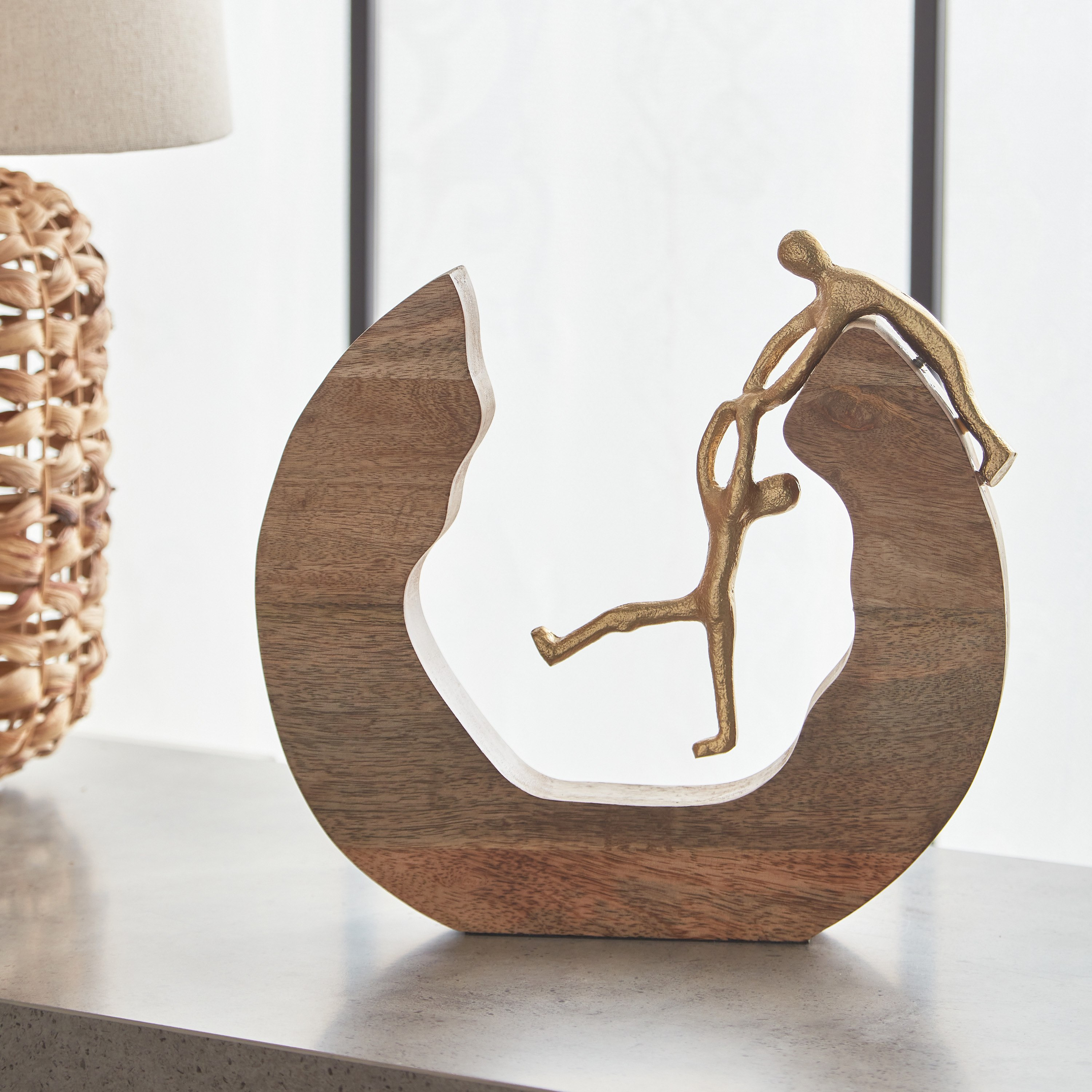 تمثال معدن وخشب من أودين - 28x4x27 سم-hbxhomeware-homedecor-figurinesandornaments-image-1