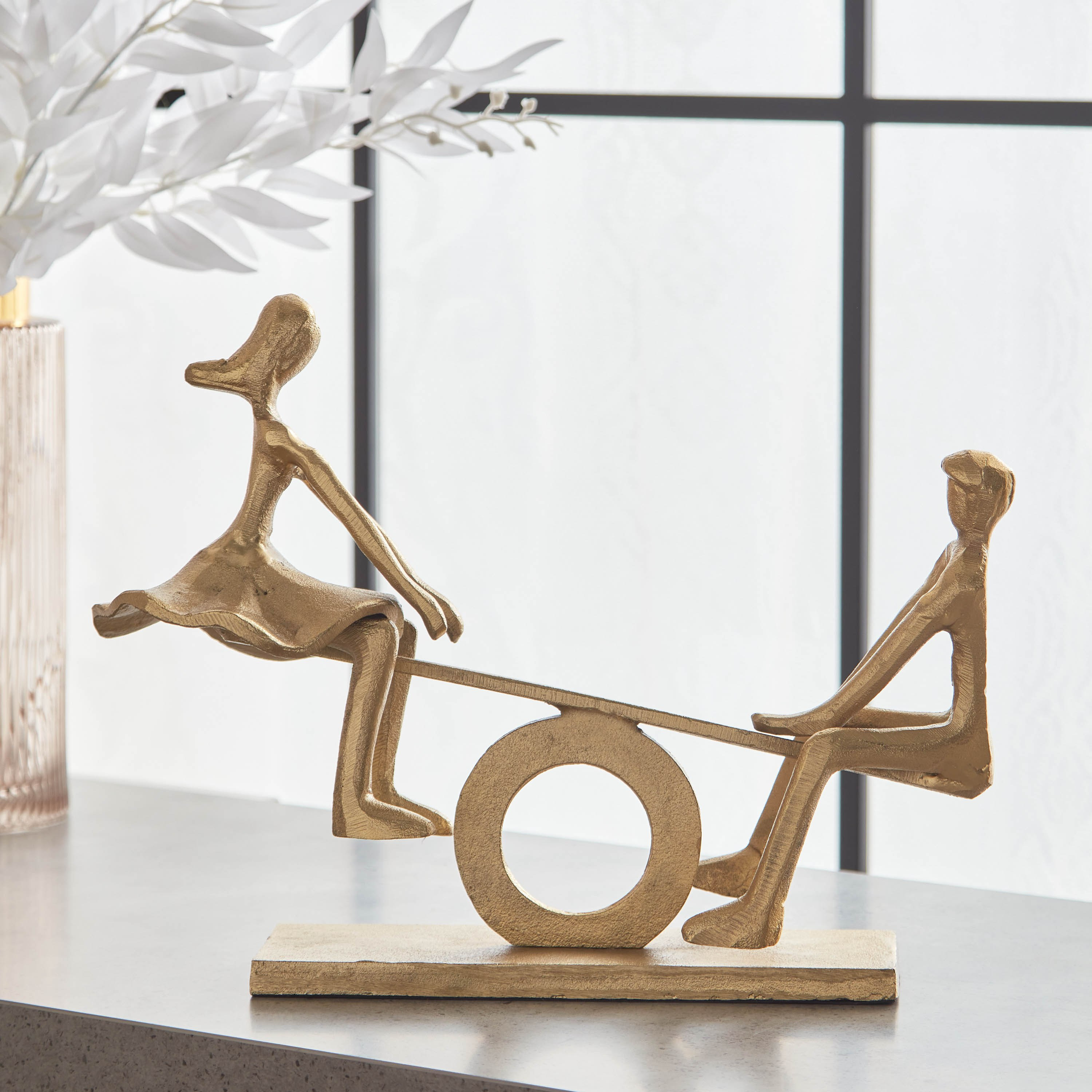 قطعة ديكور معدني من أودين - 39x11x32 سم-hbxhomeware-homedecor-figurinesandornaments-image-1