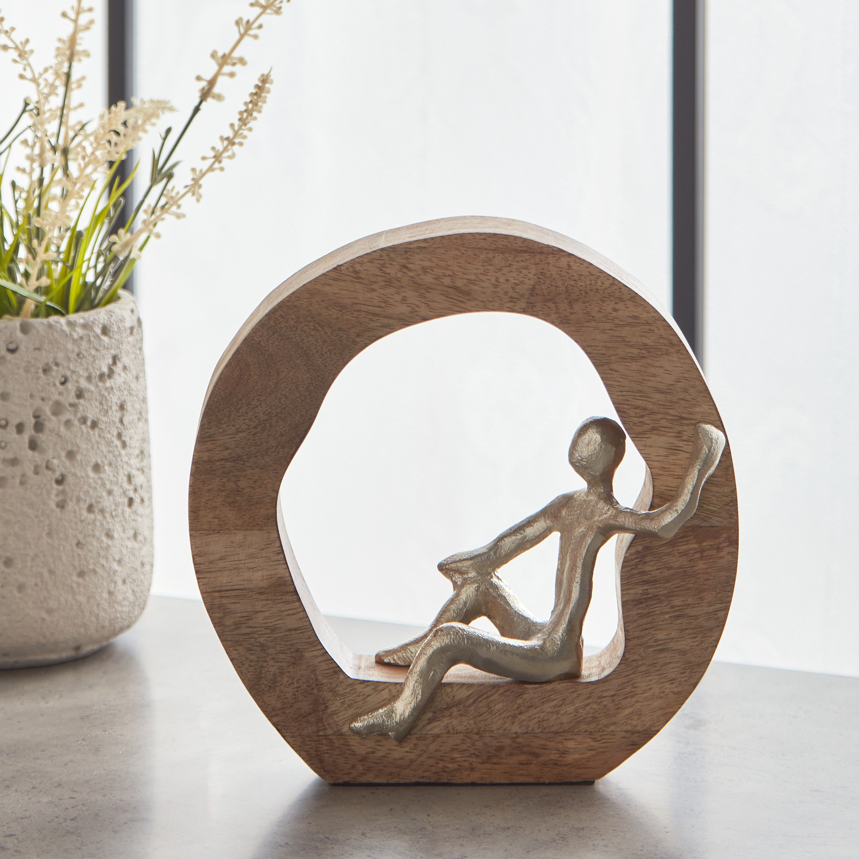 تمثال معدن بإطار خشبي من أودين - 20x20x5.75 سم-hbxhomeware-homedecor-figurinesandornaments-image-1