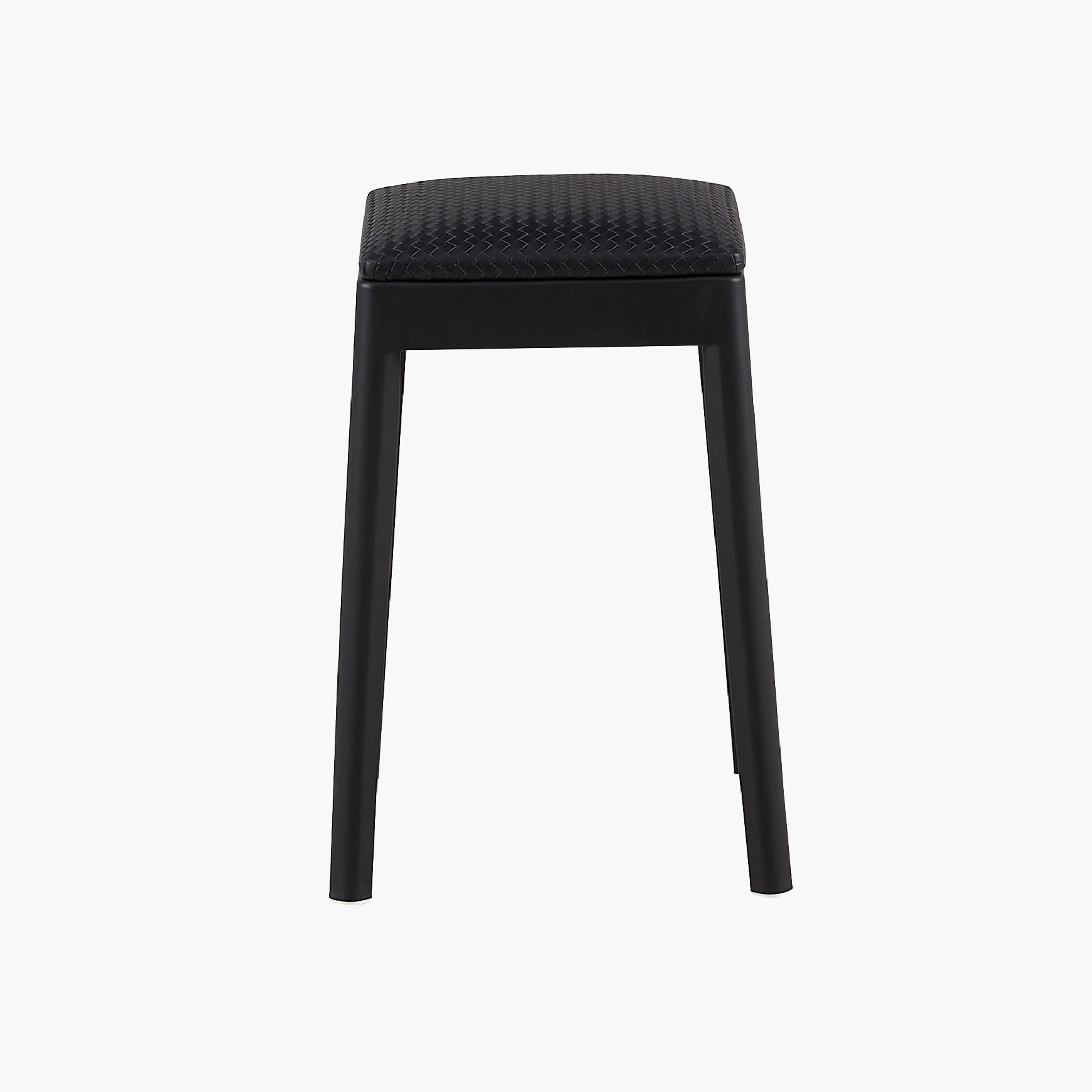 مقعد من أوربان-hbxlivingroom-sofasandarmchairs-ottomansandfootstools-image-3