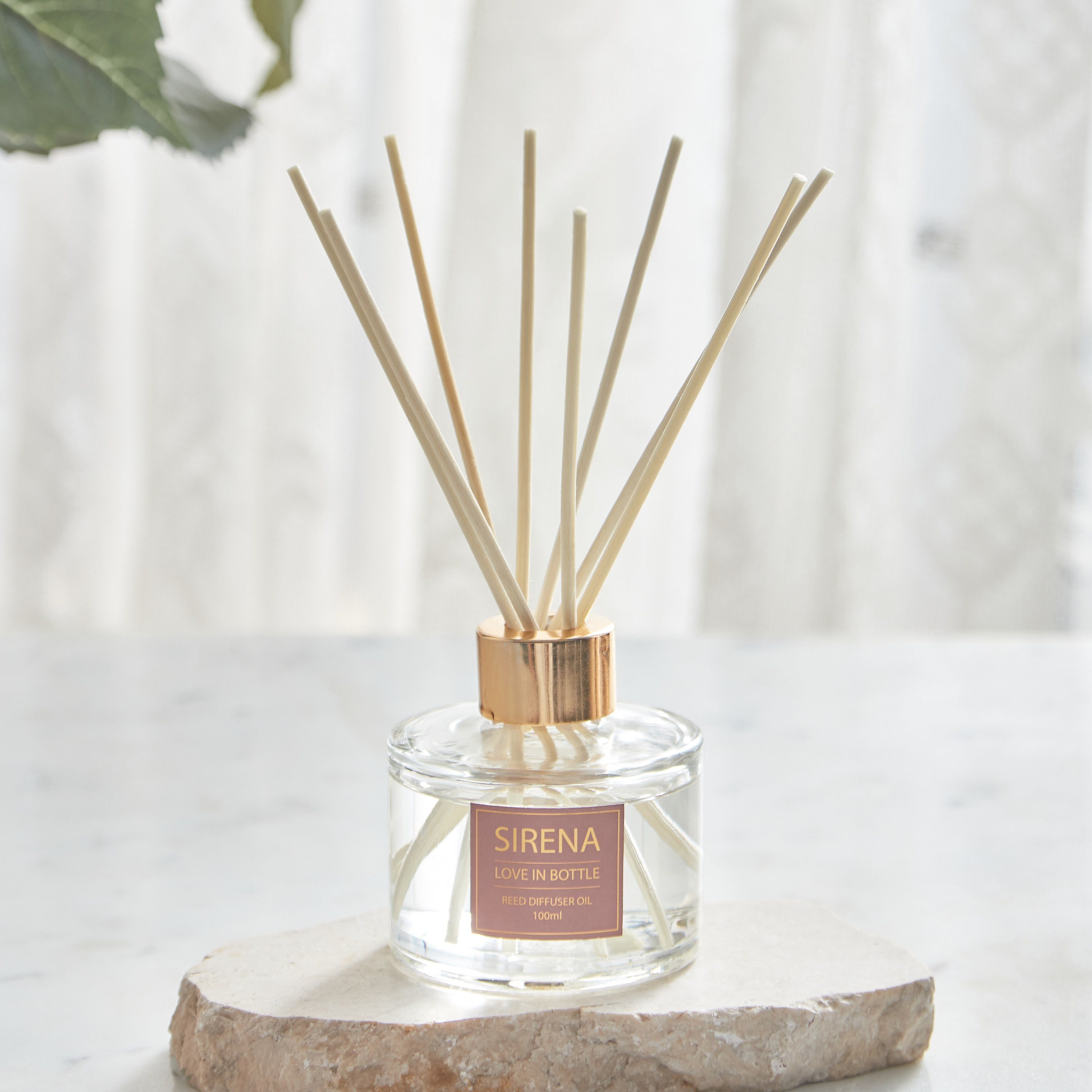 Sirena Age of Sensitivity Love in Bottle Reed Diffuser Oil Set - 100 ml-hbxbedroom-homefragrance-diffusers-image-2