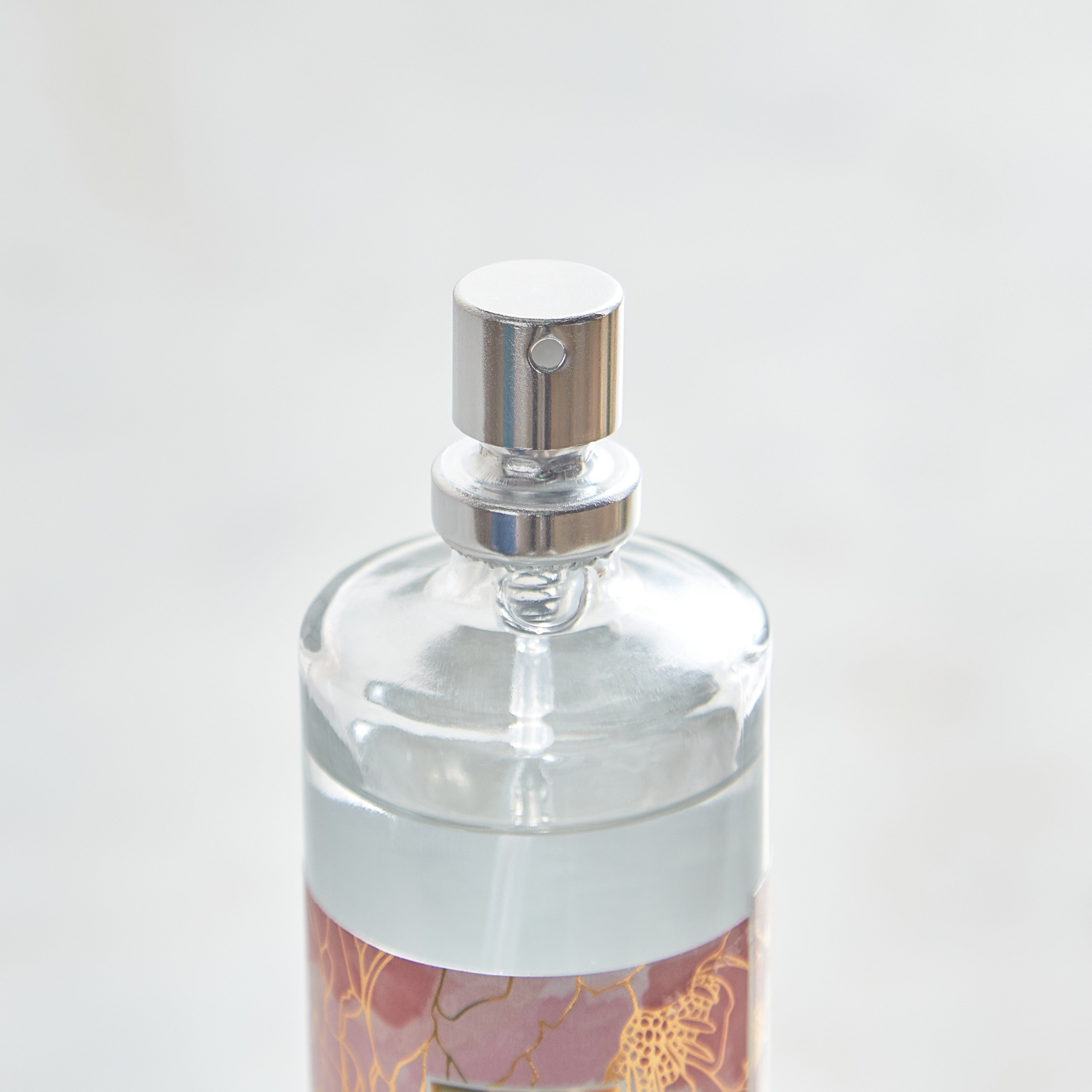 Sirena Age of Sensitivity Love in Bottle Room Spray - 100 ml-hbxdecorandfurnishings-homefragrance-roomfreshnersandaromamist-image-2