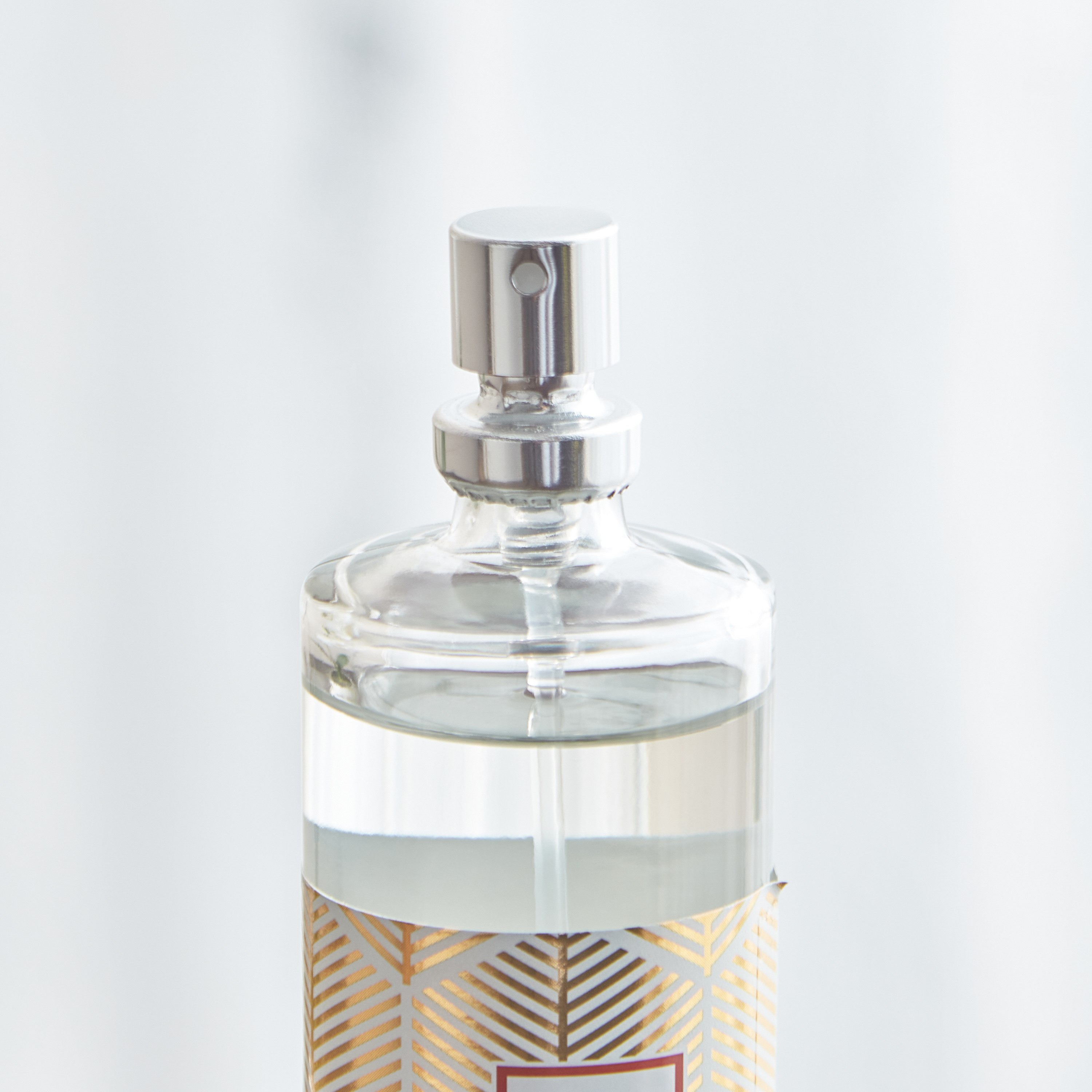 بخاخ معطر بيور بيس من سيرينا موبينكروم كلاسيك - 100 مل-hbxdecorandfurnishings-homefragrance-roomfreshnersandaromamist-image-2