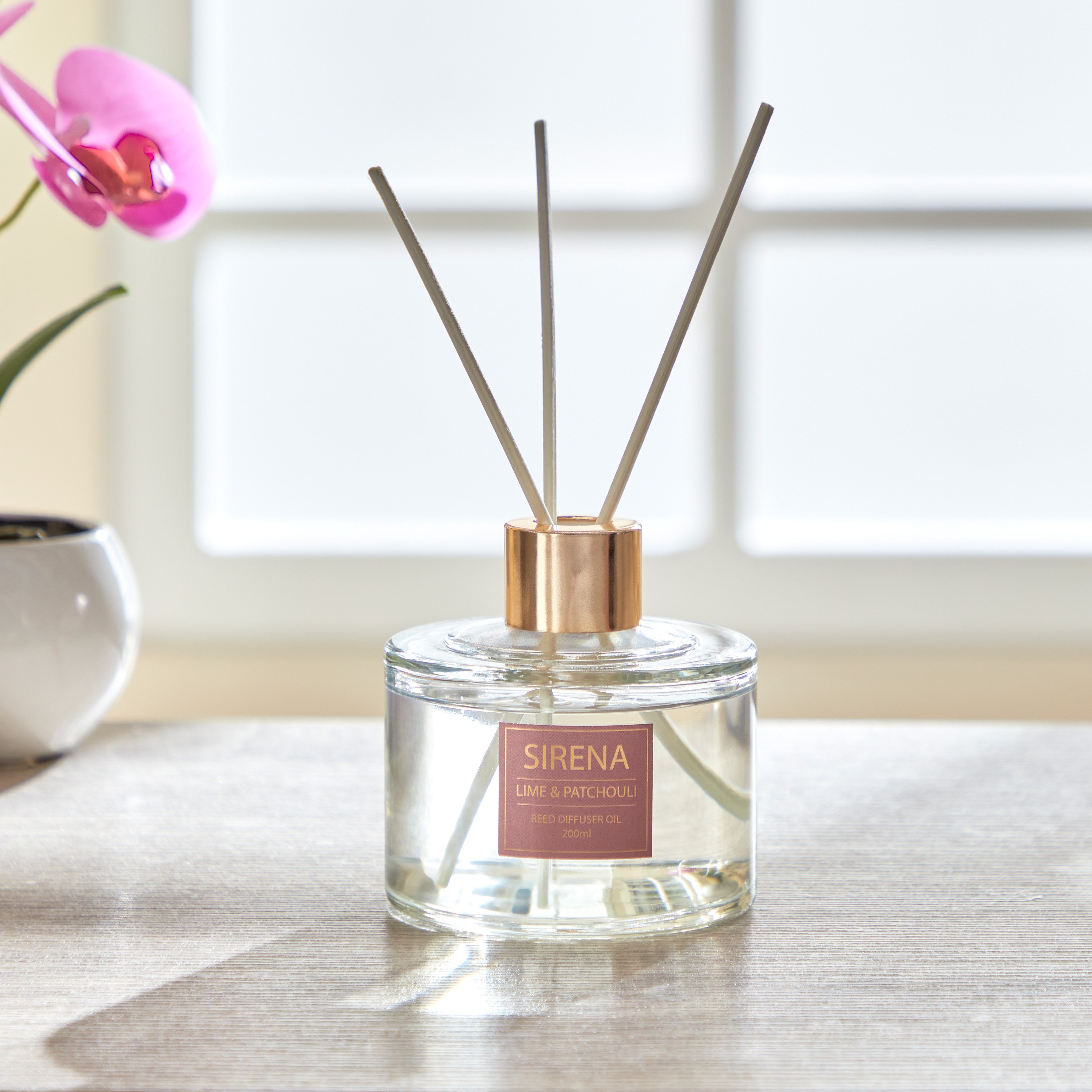 موزع عطور بخلاصة الليمون والباتشولي من سيرينا - 200 مل-hbxbedroom-homefragrance-diffusers-image-1