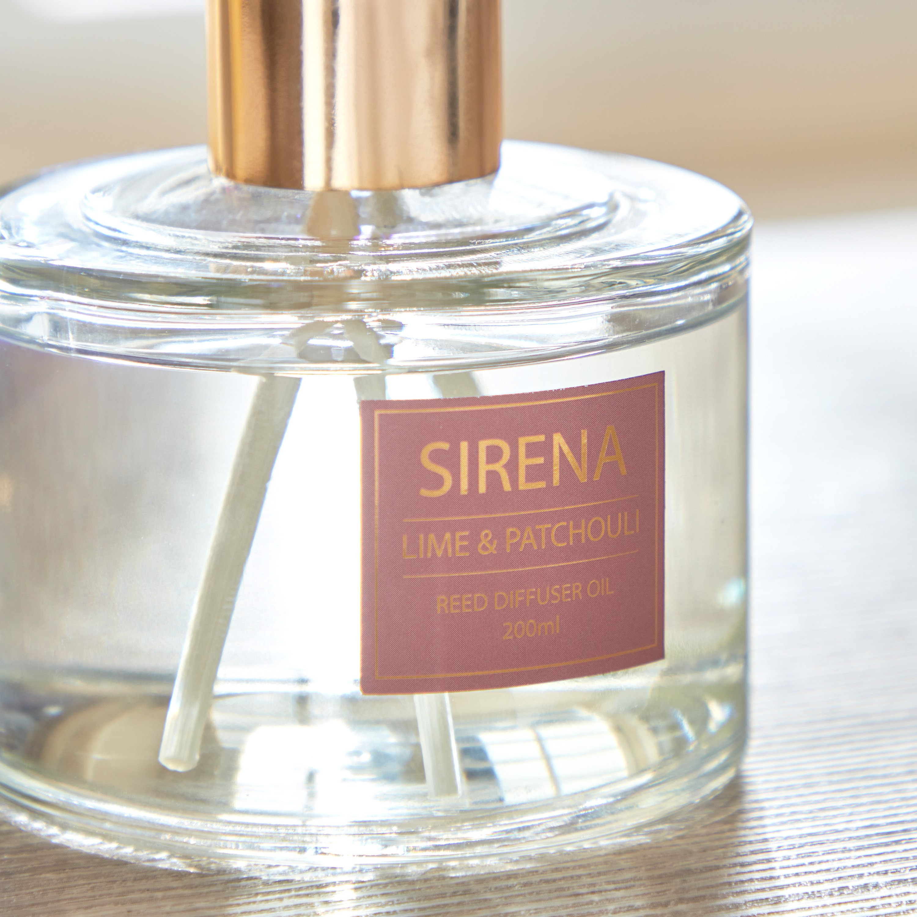 موزع عطور بخلاصة الليمون والباتشولي من سيرينا - 200 مل-hbxbedroom-homefragrance-diffusers-image-3